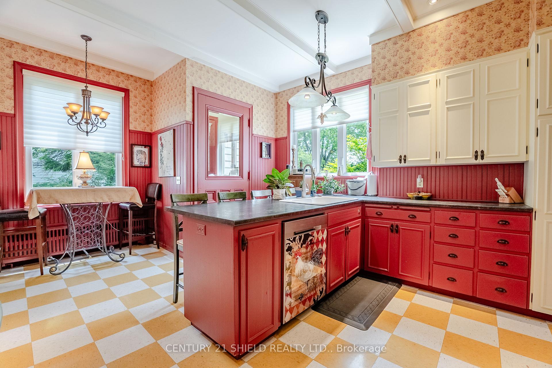Photo 17 of 330 Sydney Street, Cornwall — HOMEH