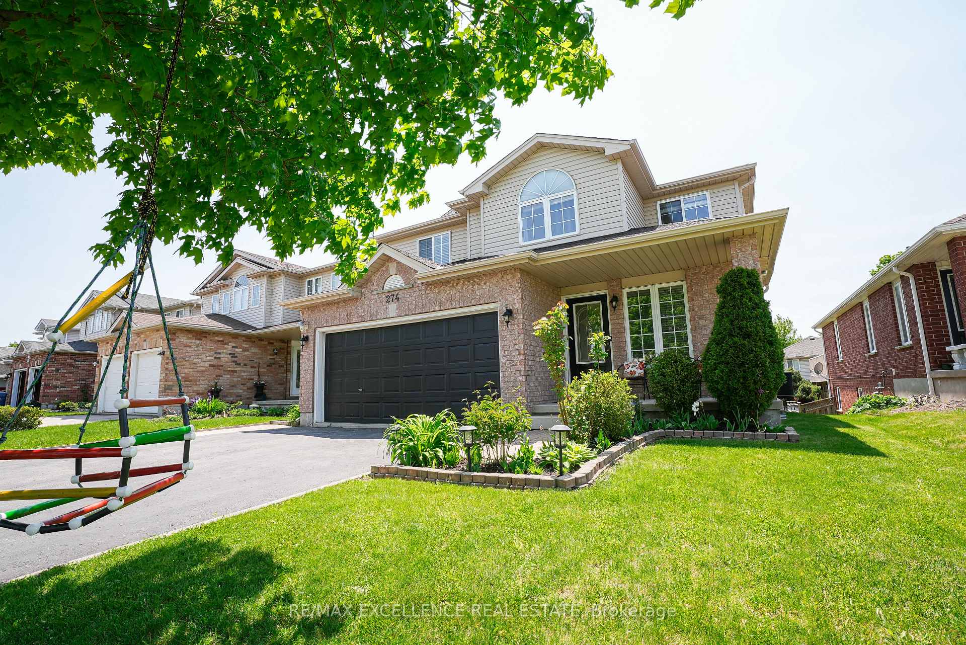Photo 2 of 274 Watson Parkway N, Guelph, Grange Road — HOMEH