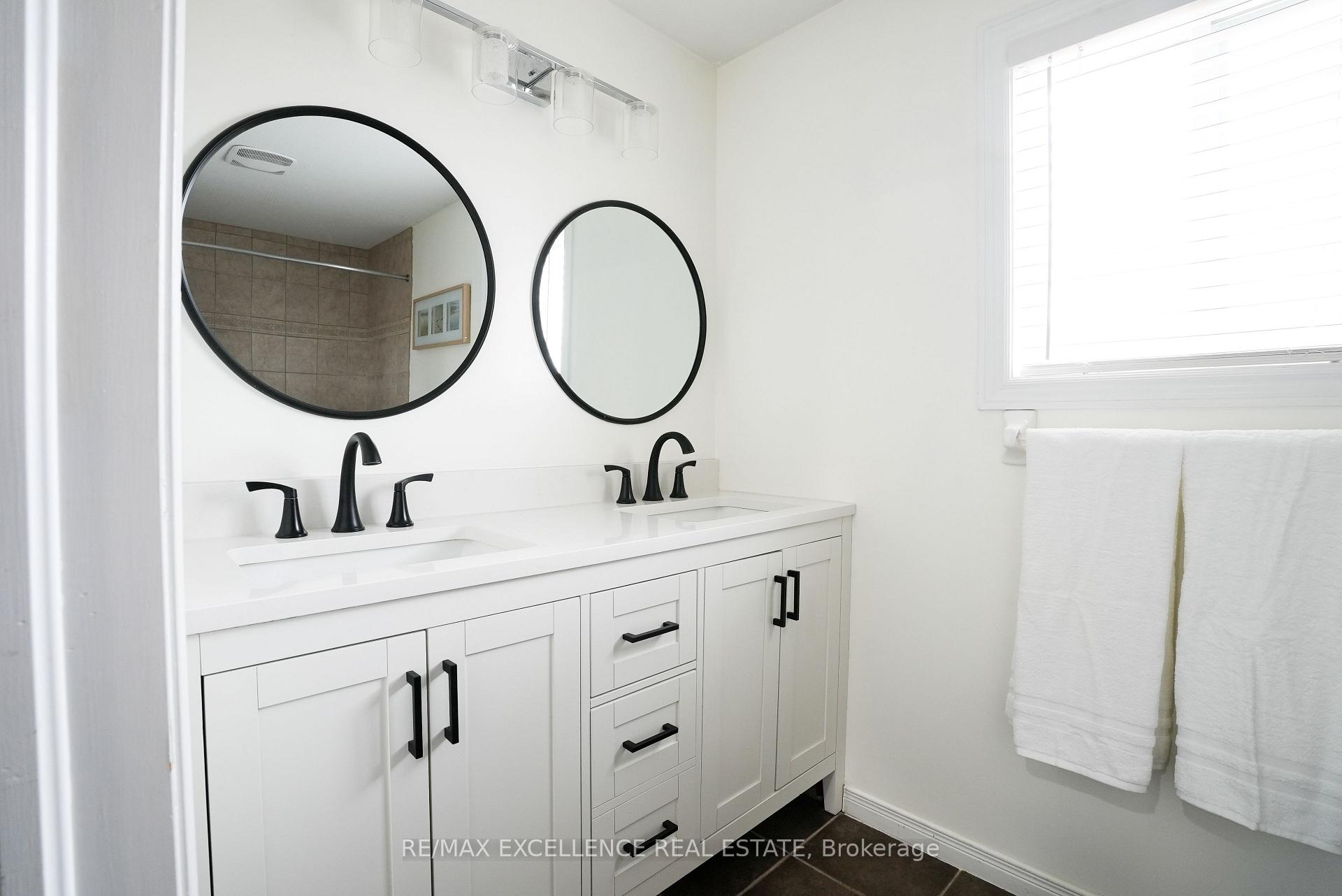 Photo 37 of 274 Watson Parkway N, Guelph, Grange Road — HOMEH
