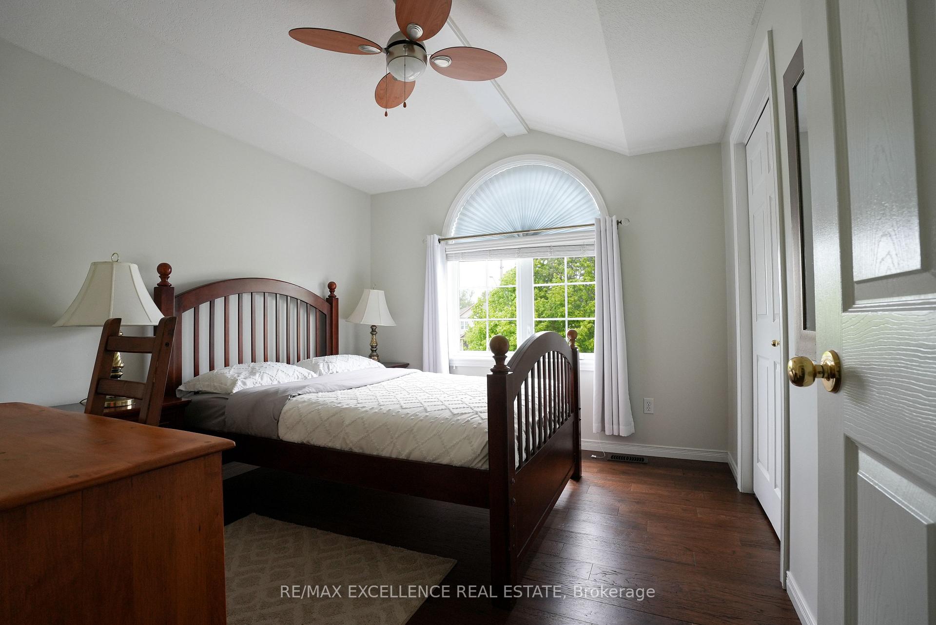 Photo 19 of 274 Watson Parkway N, Guelph, Grange Road — HOMEH