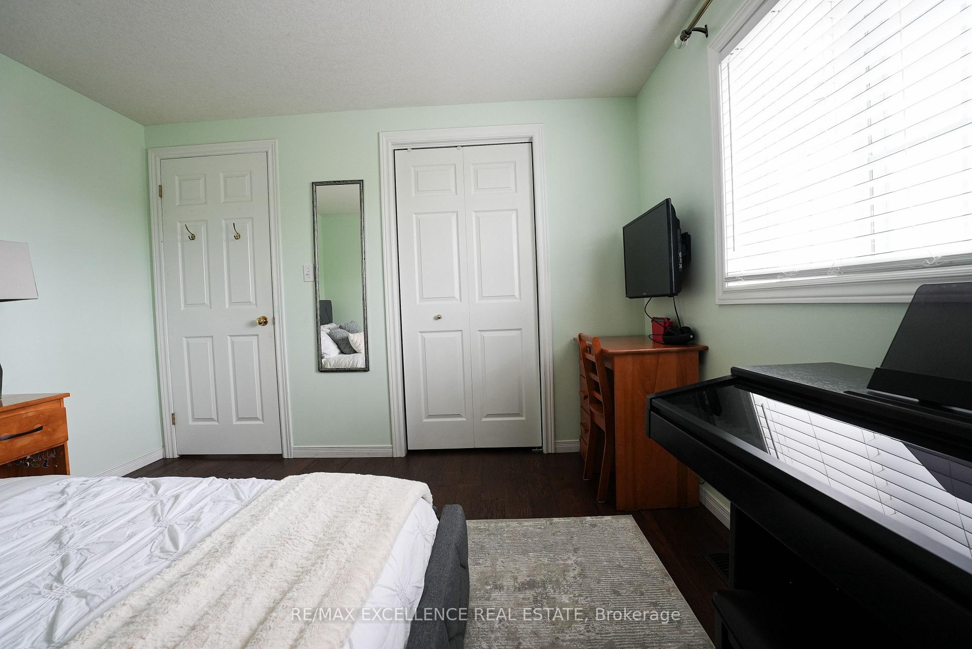 Photo 42 of 274 Watson Parkway N, Guelph, Grange Road — HOMEH