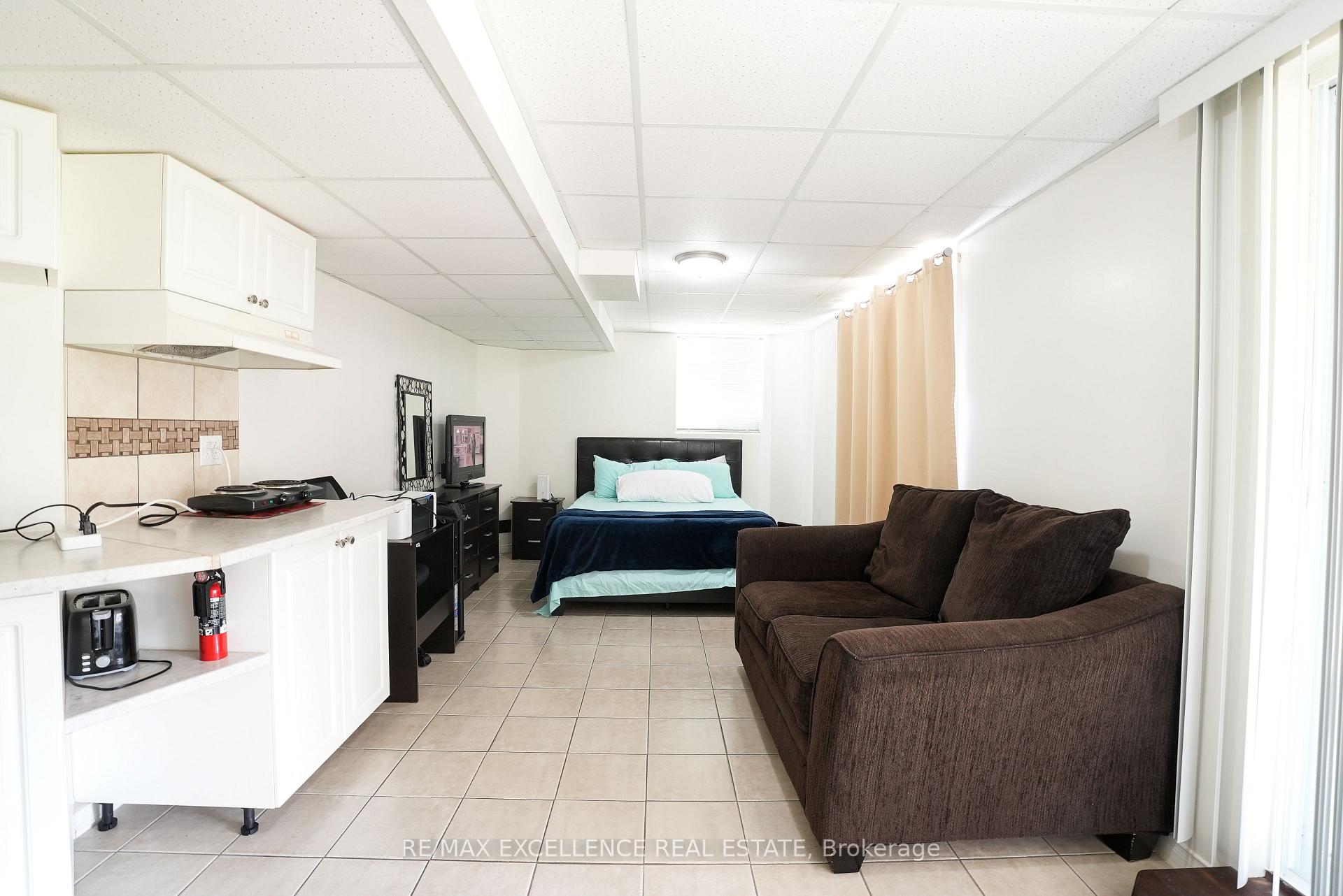 Photo 24 of 274 Watson Parkway N, Guelph, Grange Road — HOMEH