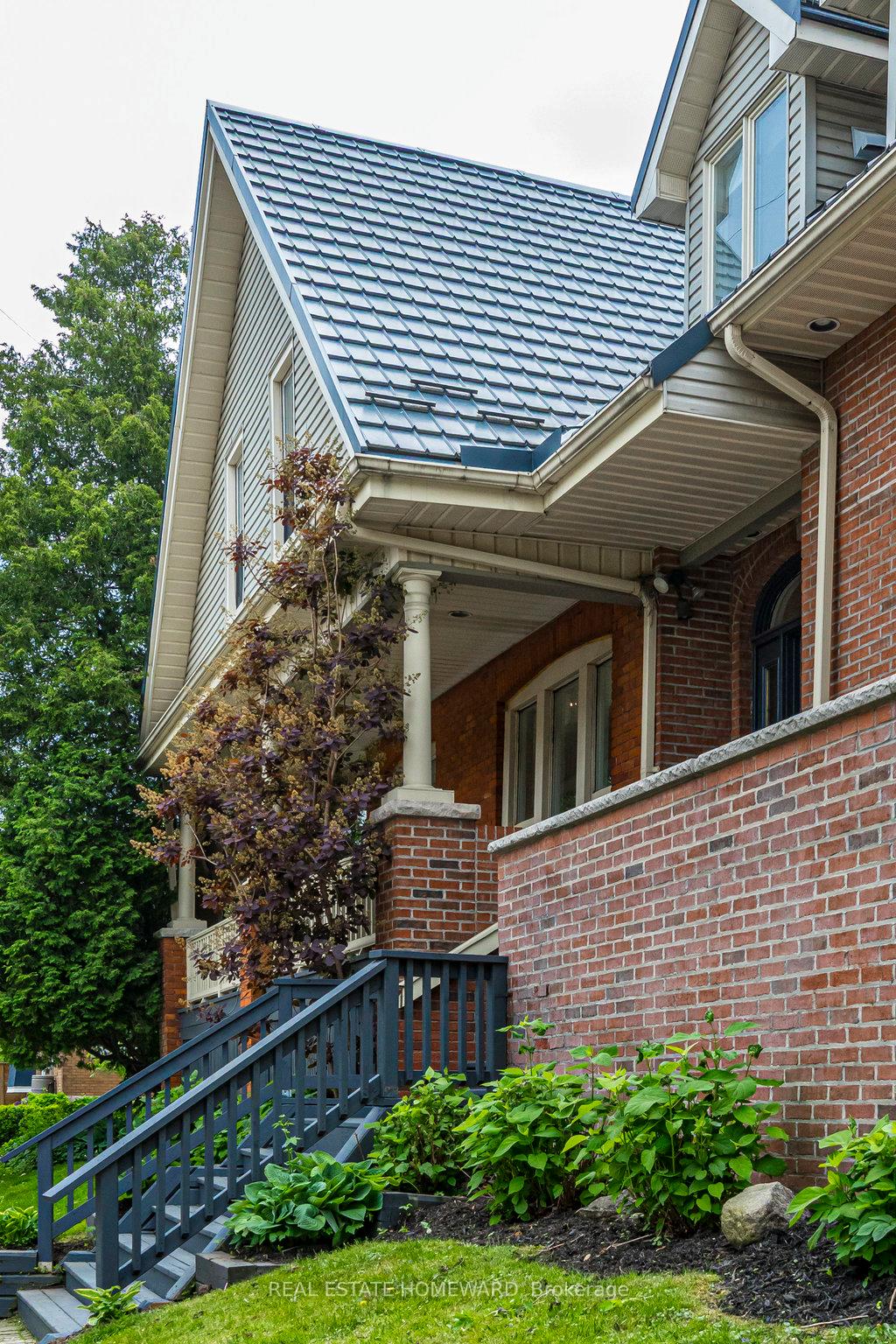 Photo 6 of 50 Hyde Park Avenue, Hamilton, Kirkendall — HOMEH