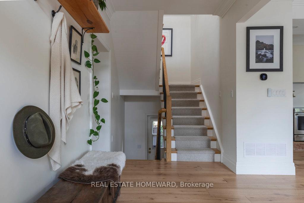 Photo 16 of 50 Hyde Park Avenue, Hamilton, Kirkendall — HOMEH