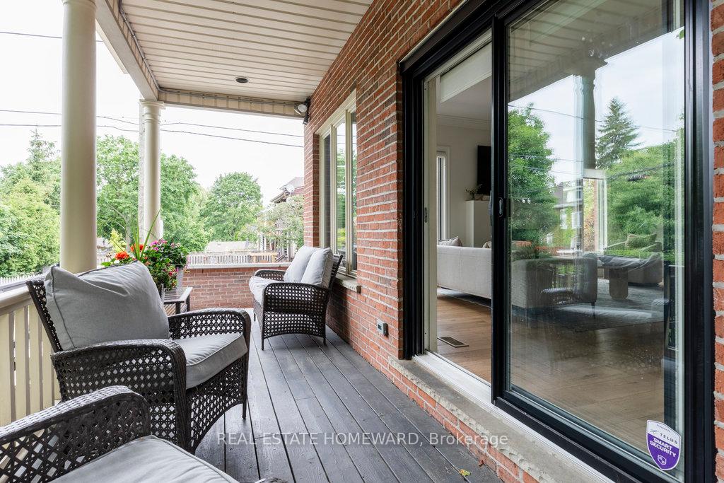 Photo 20 of 50 Hyde Park Avenue, Hamilton, Kirkendall — HOMEH