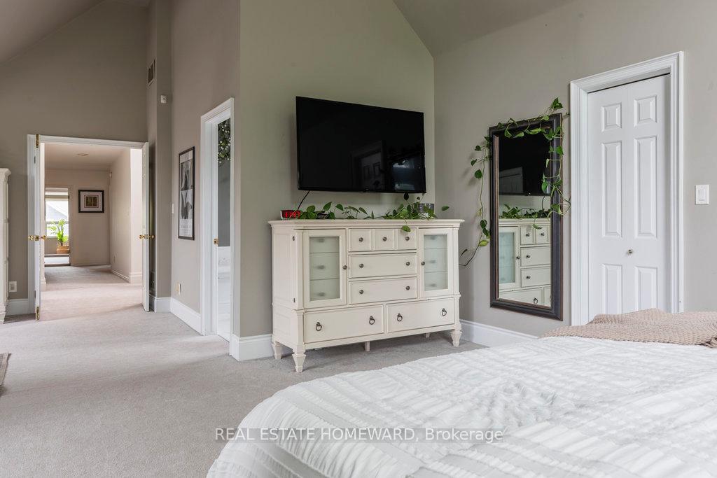 Photo 22 of 50 Hyde Park Avenue, Hamilton, Kirkendall — HOMEH