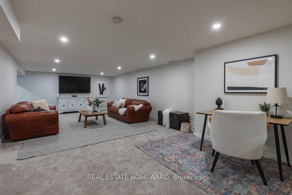 Photo 34 of 50 Hyde Park Avenue, Hamilton, Kirkendall — HOMEH
