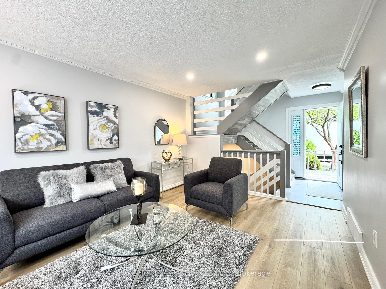 Photo 3 of 77 Bixby Crescent, Hamilton, Berrisfield — HOMEH