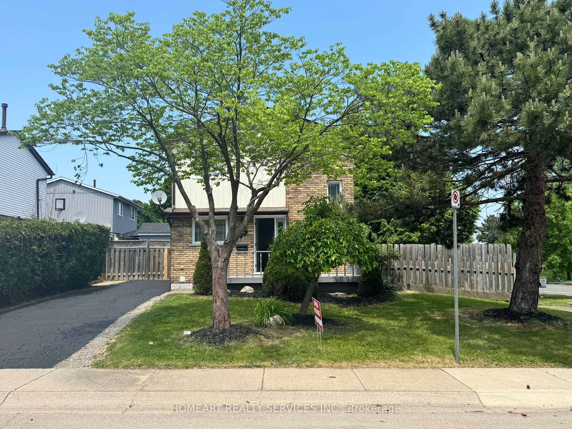 Photo 16 of 77 Bixby Crescent, Hamilton, Berrisfield — HOMEH