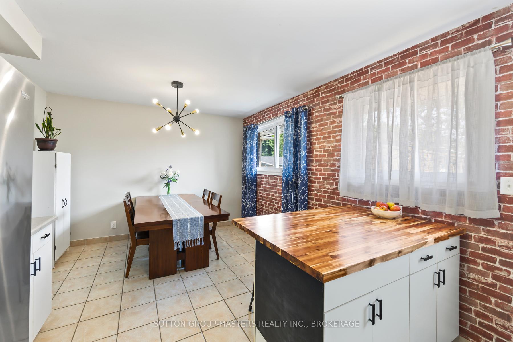 Photo 9 of 121 Wiley Street, Kingston — HOMEH