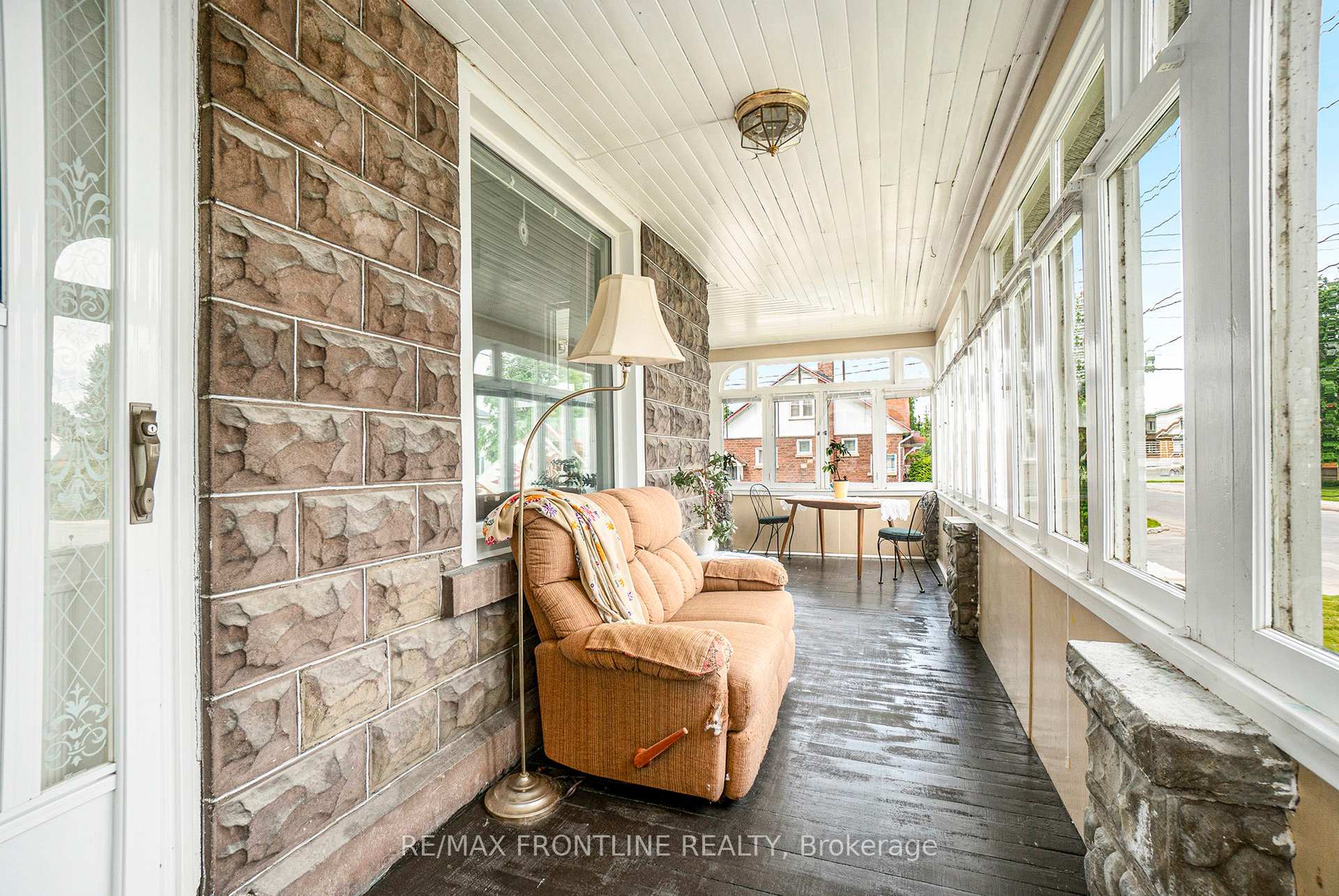Photo 10 of 29 Strathcona Street, Smiths Falls — HOMEH