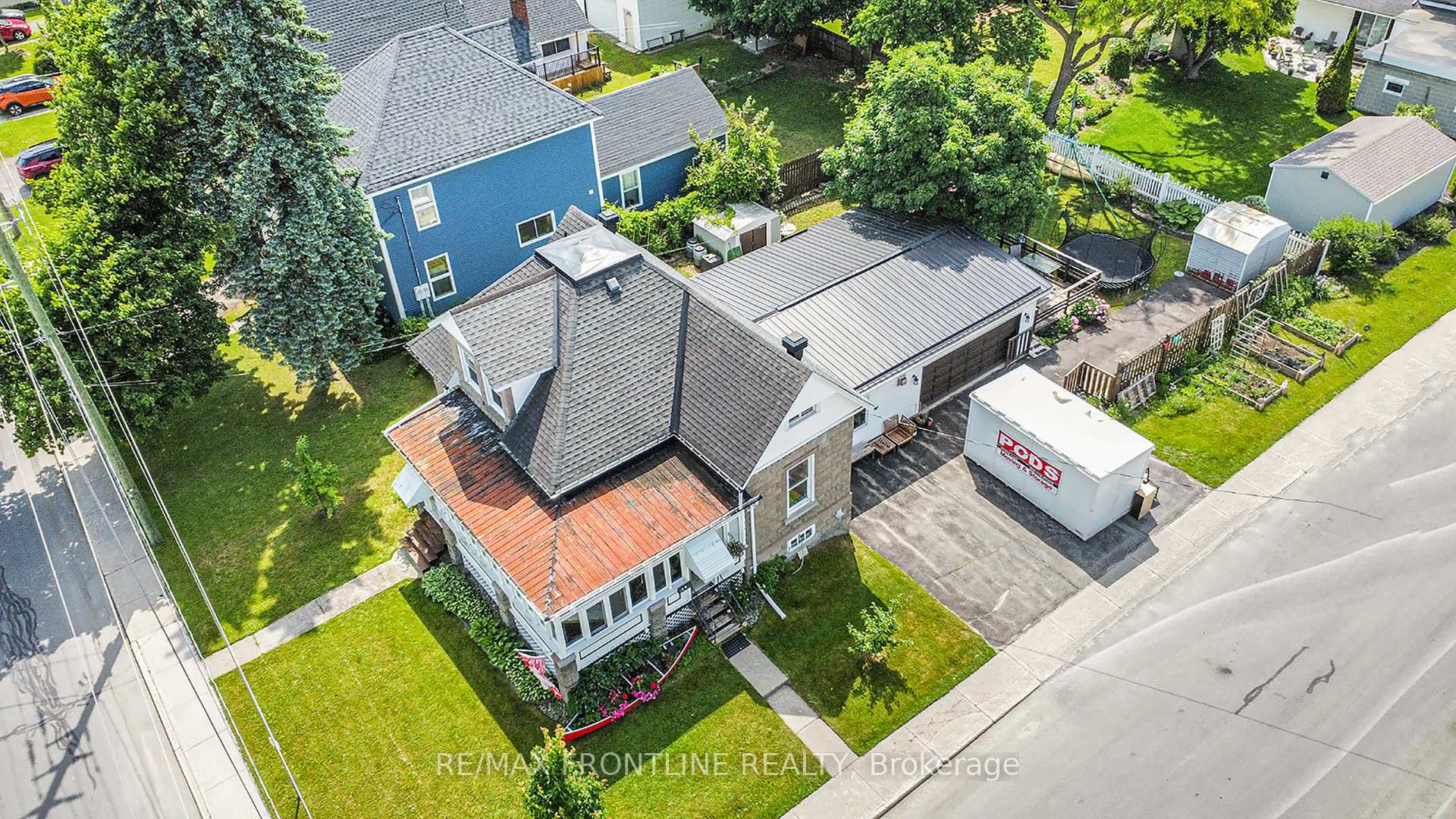Photo 26 of 29 Strathcona Street, Smiths Falls — HOMEH
