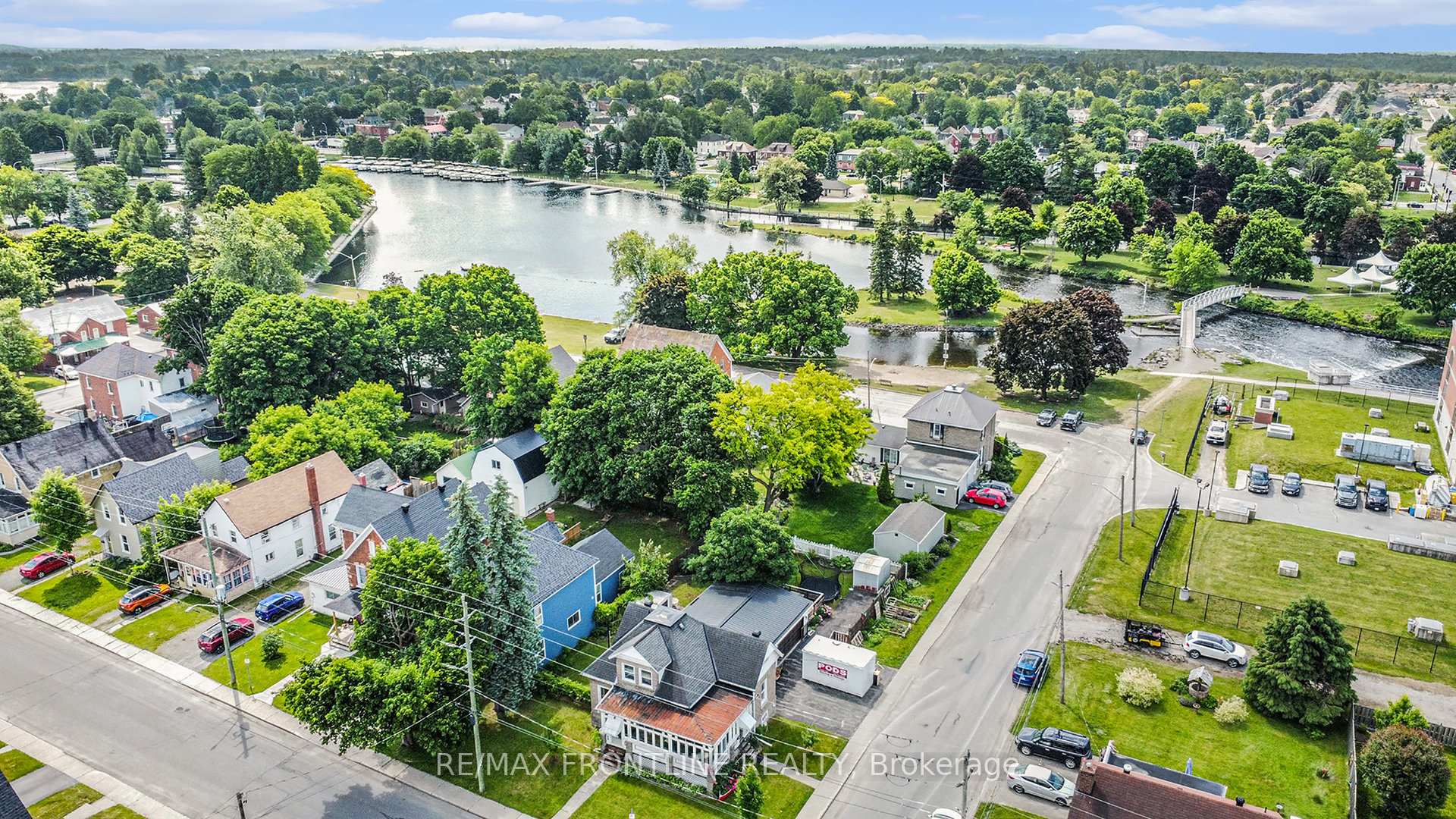 Photo 27 of 29 Strathcona Street, Smiths Falls — HOMEH