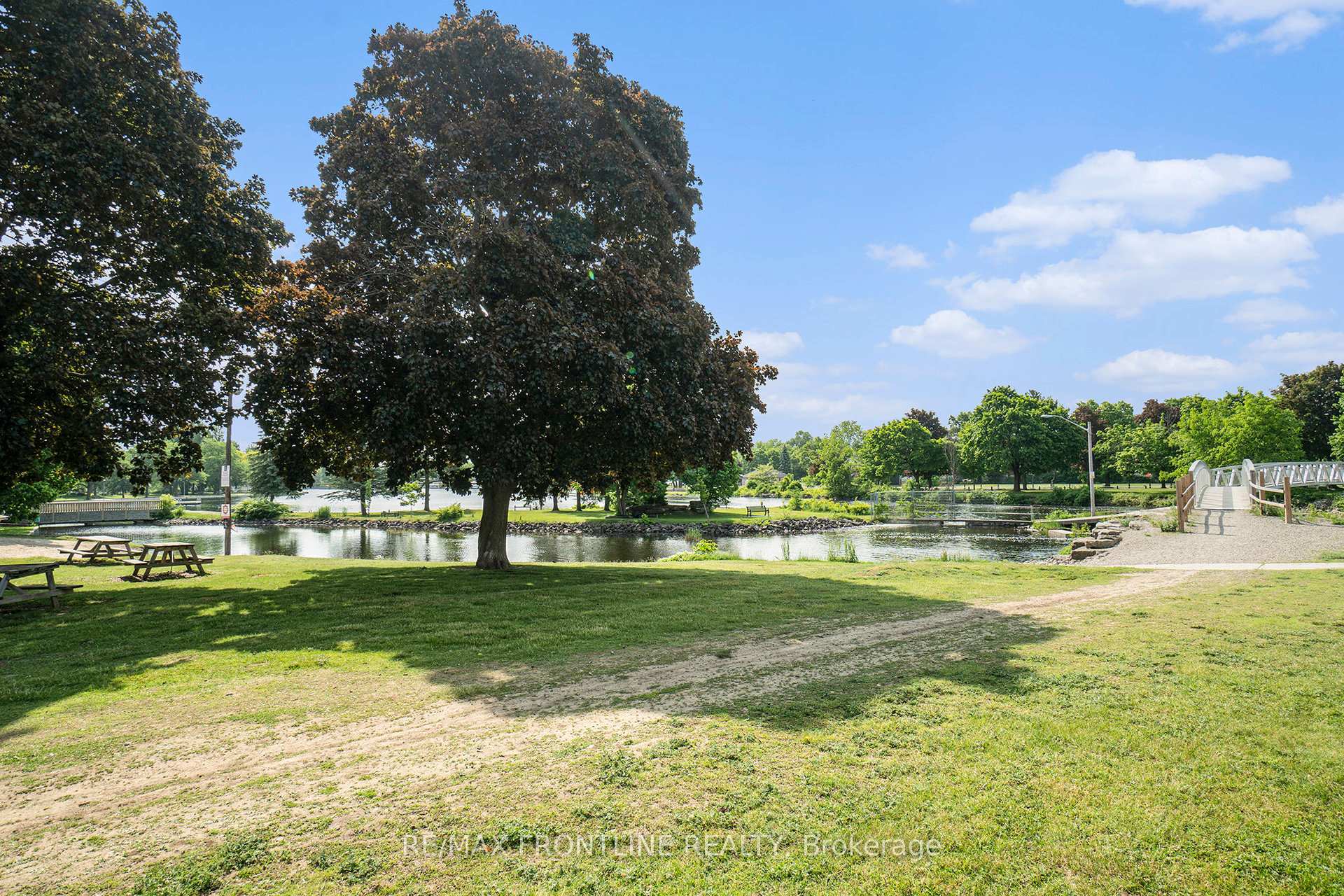 Photo 36 of 29 Strathcona Street, Smiths Falls — HOMEH