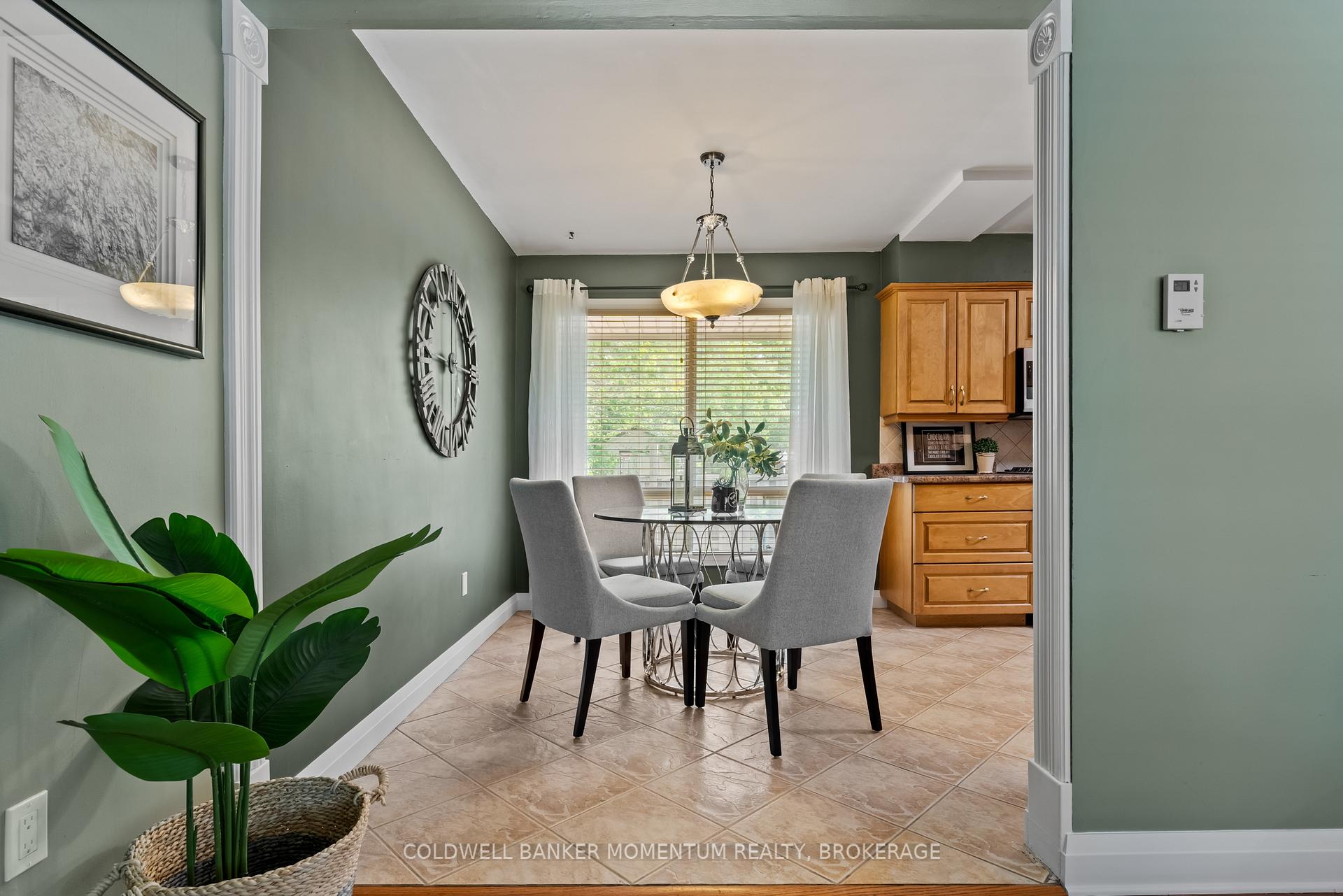 Photo 9 of 34 Hanson Drive, St. Catharines, Bunting/Linwell — HOMEH
