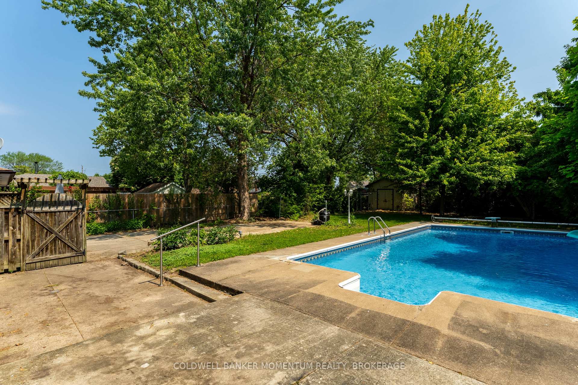 Photo 44 of 34 Hanson Drive, St. Catharines, Bunting/Linwell — HOMEH