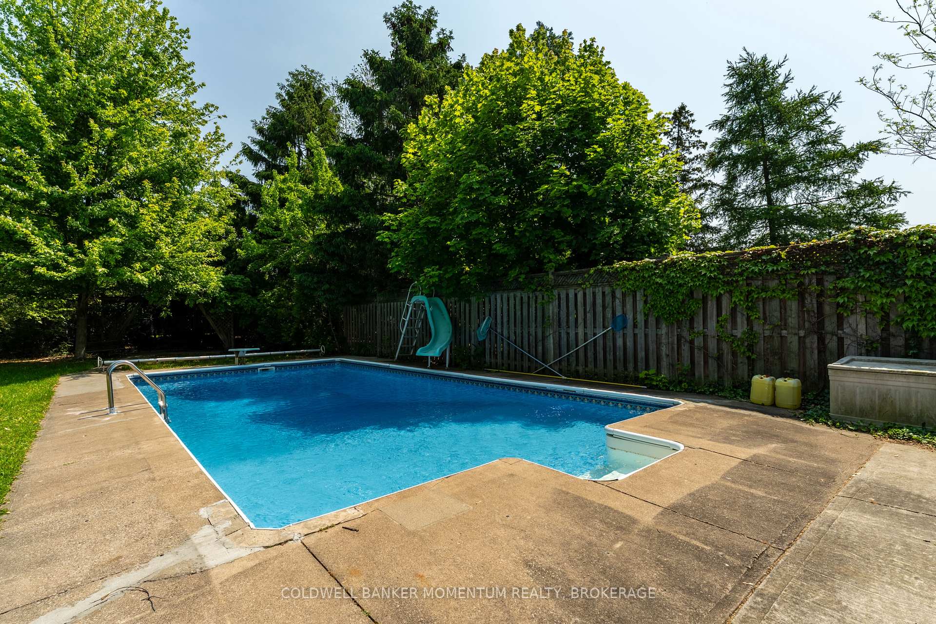 Photo 39 of 34 Hanson Drive, St. Catharines, Bunting/Linwell — HOMEH