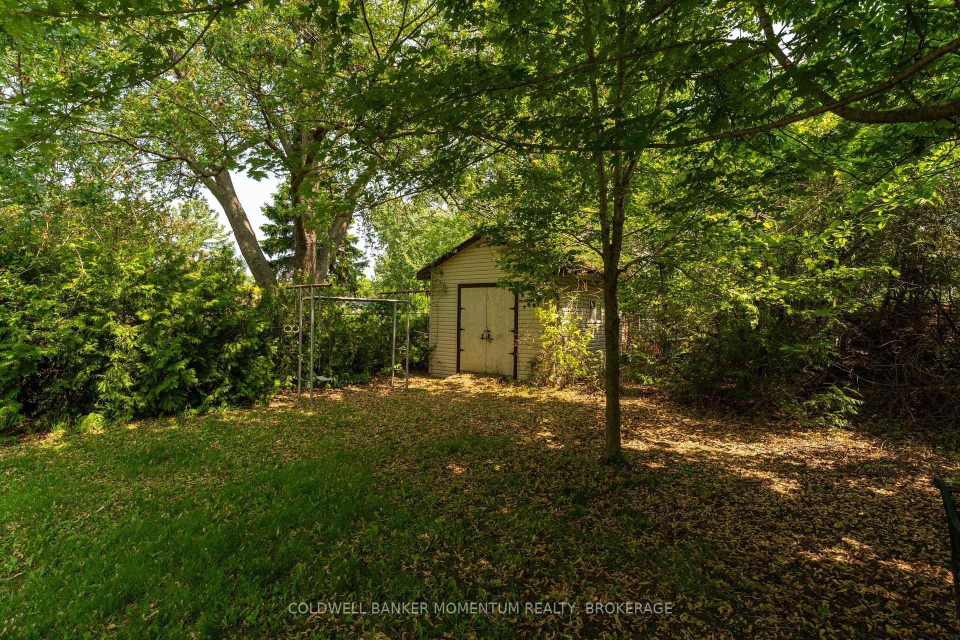 Photo 34 of 34 Hanson Drive, St. Catharines, Bunting/Linwell — HOMEH