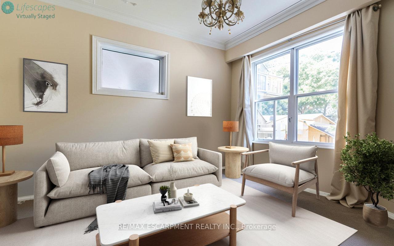 Photo 10 of 24 Carrick Avenue, Hamilton, Gibson — HOMEH
