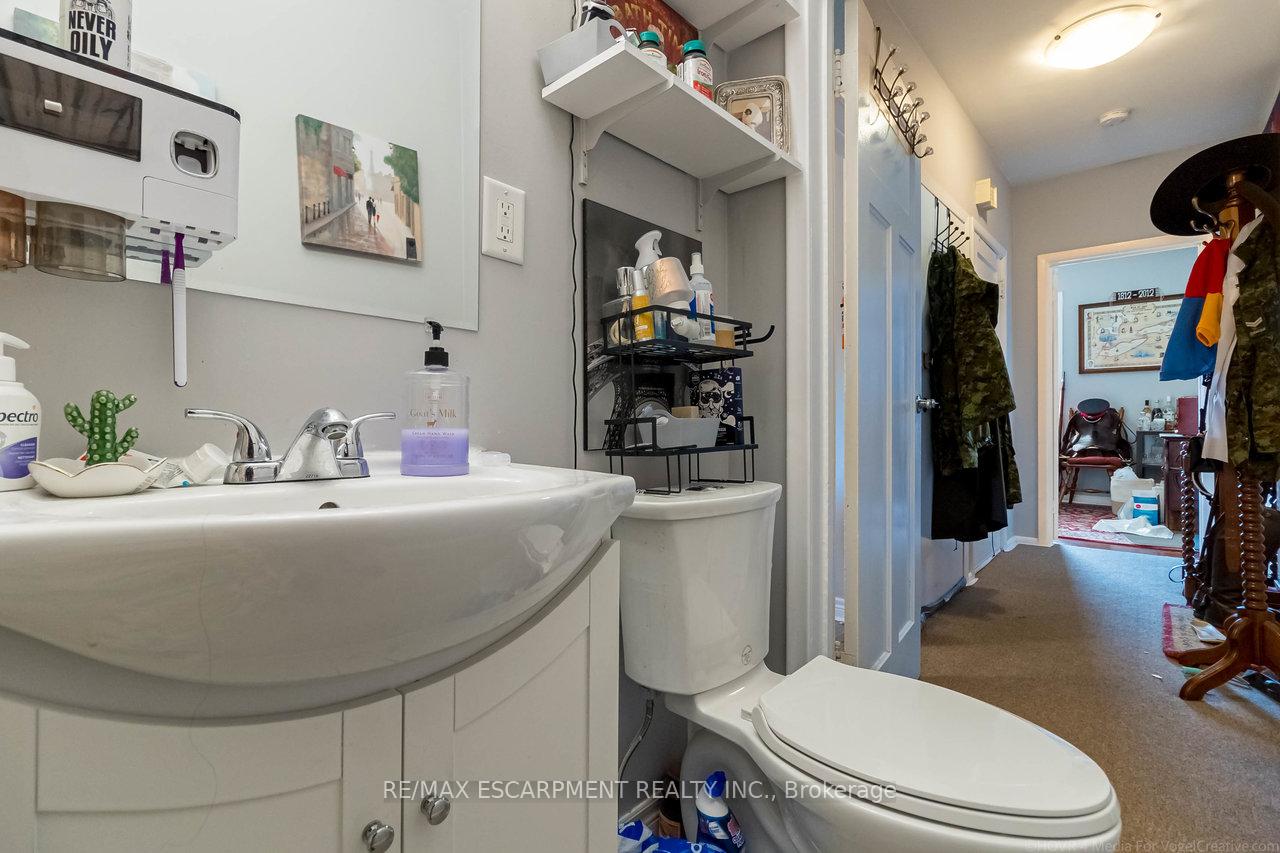 Photo 6 of 24 Carrick Avenue, Hamilton, Gibson — HOMEH