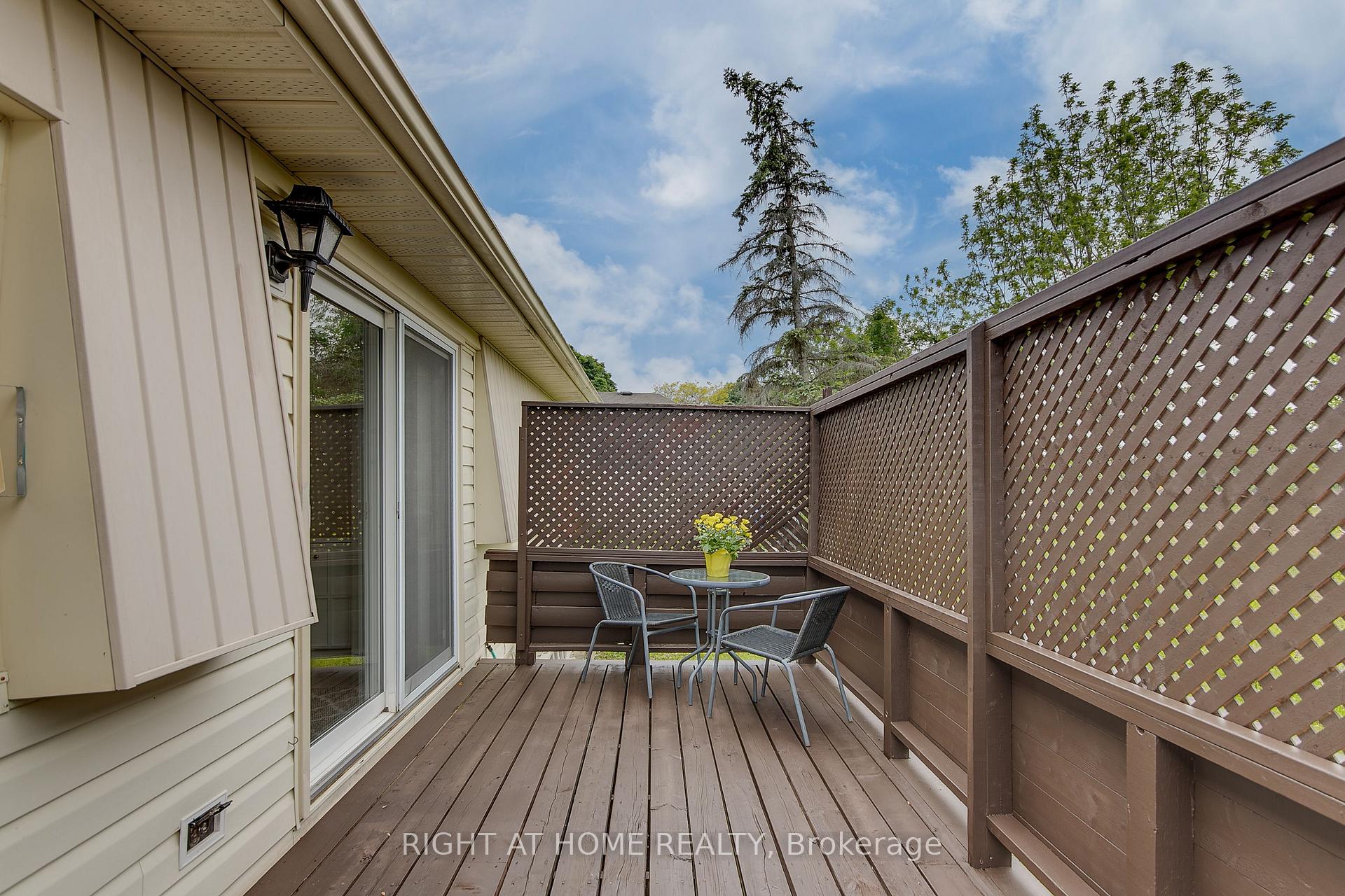 Photo 22 of 56 Flora Drive, Innisfil, Rural Innisfil — HOMEH
