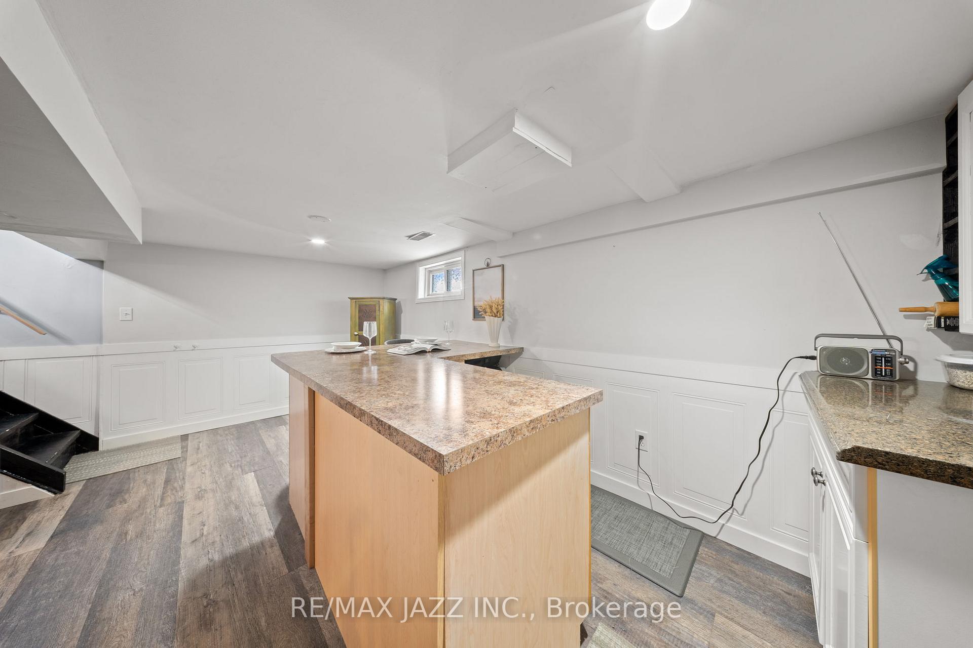Photo 21 of 139 Warren Avenue, Oshawa, McLaughlin — HOMEH