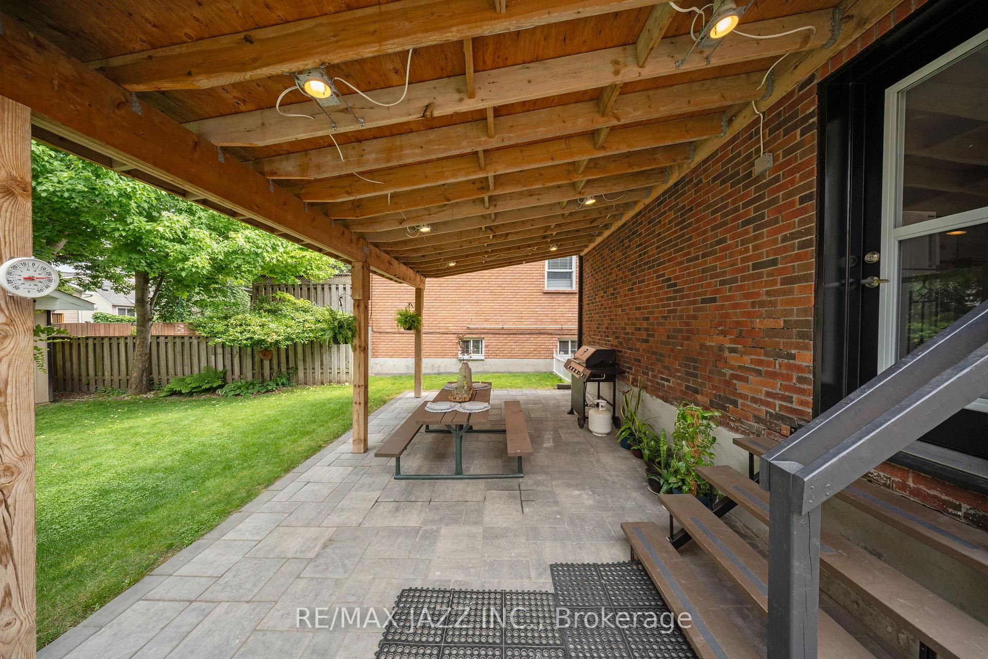 Photo 24 of 139 Warren Avenue, Oshawa, McLaughlin — HOMEH