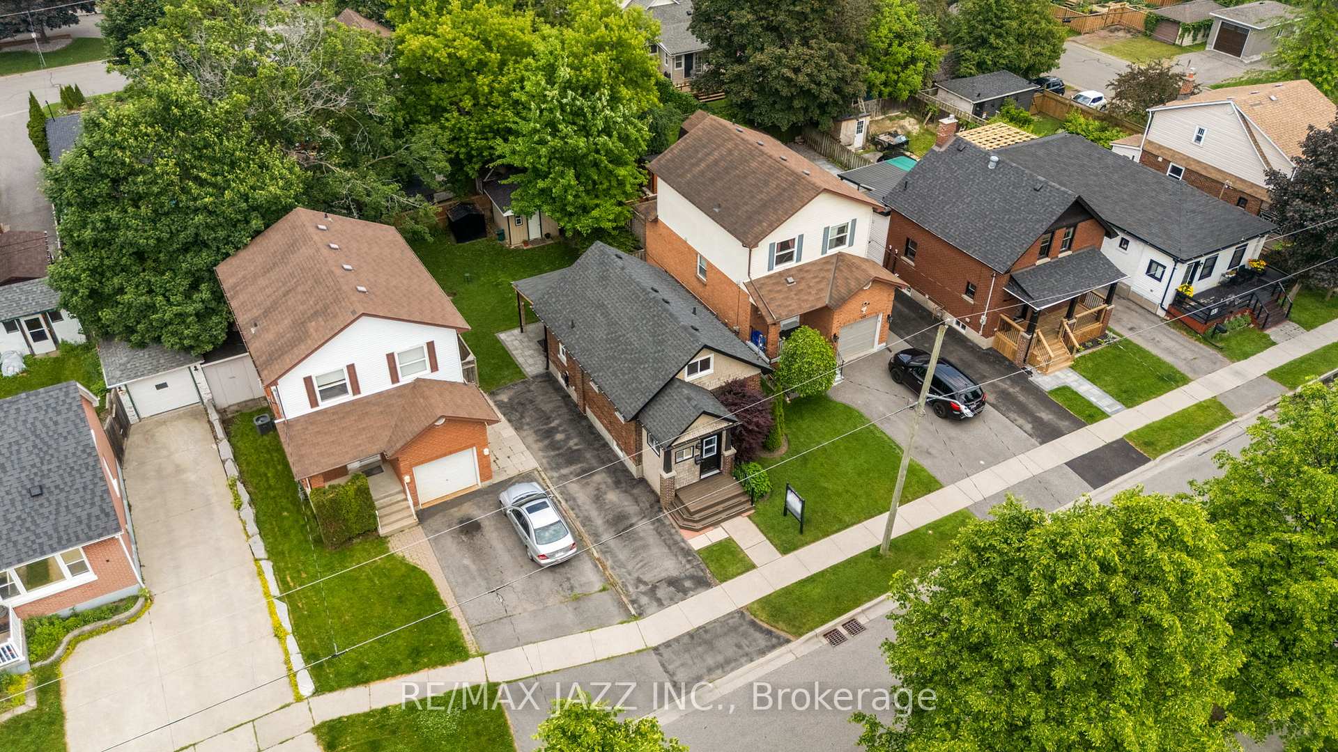 Photo 28 of 139 Warren Avenue, Oshawa, McLaughlin — HOMEH