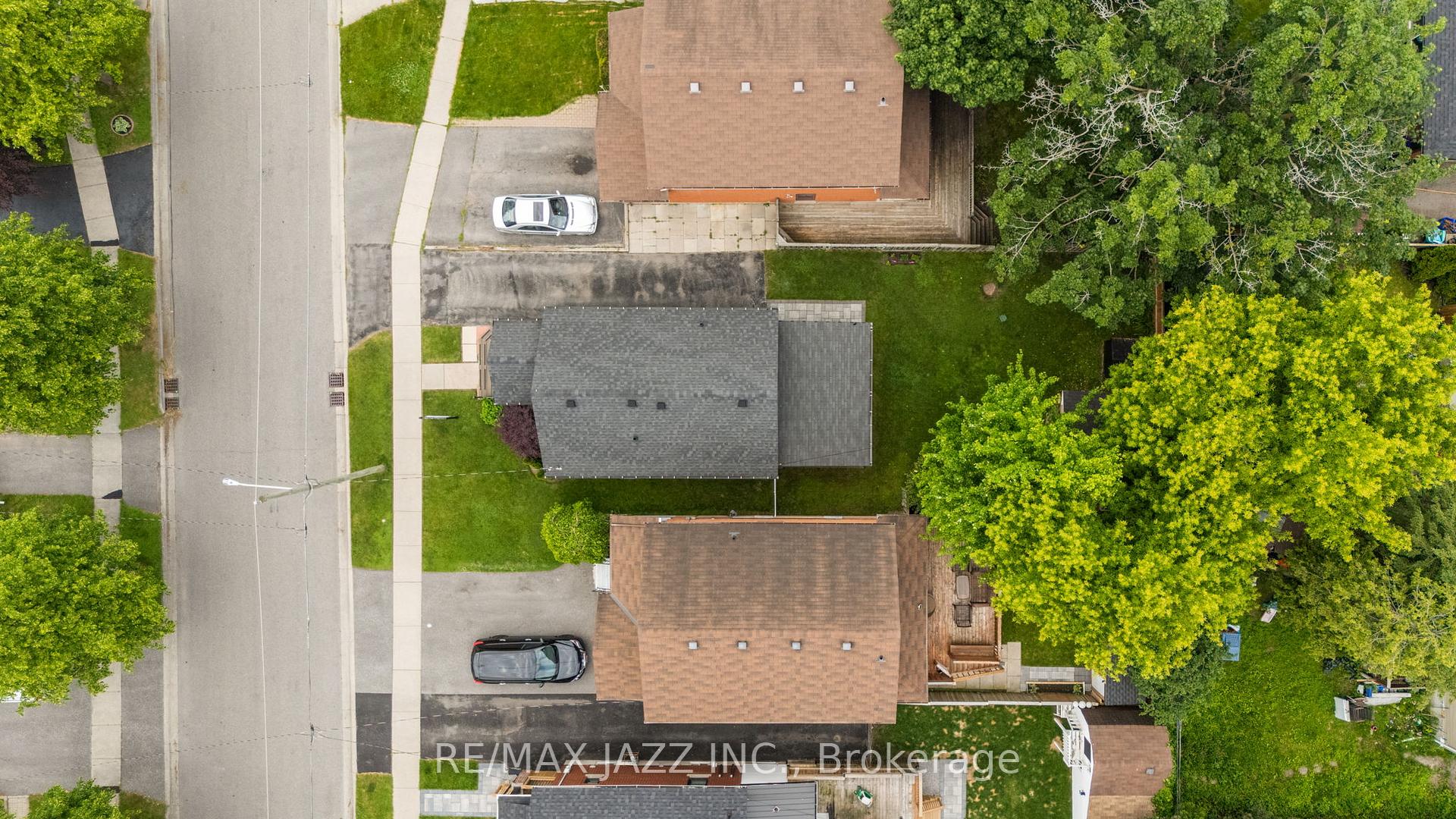 Photo 23 of 139 Warren Avenue, Oshawa, McLaughlin — HOMEH