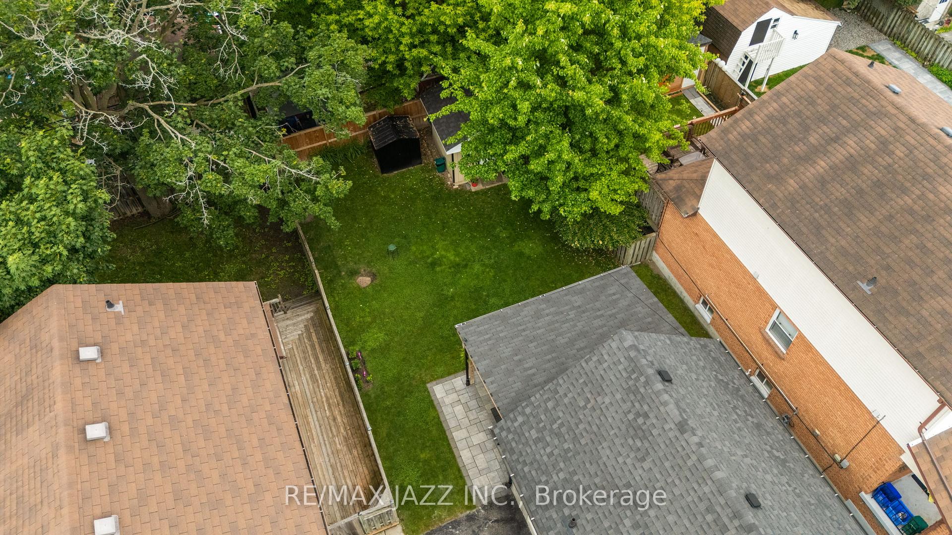 Photo 31 of 139 Warren Avenue, Oshawa, McLaughlin — HOMEH