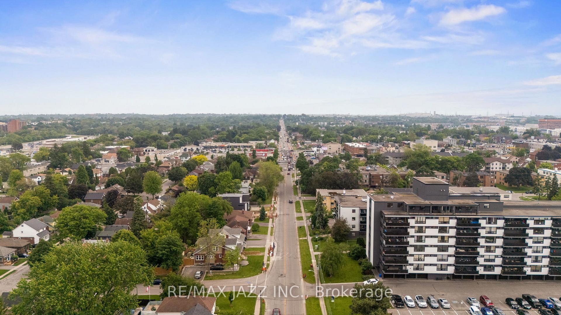 Photo 27 of 139 Warren Avenue, Oshawa, McLaughlin — HOMEH