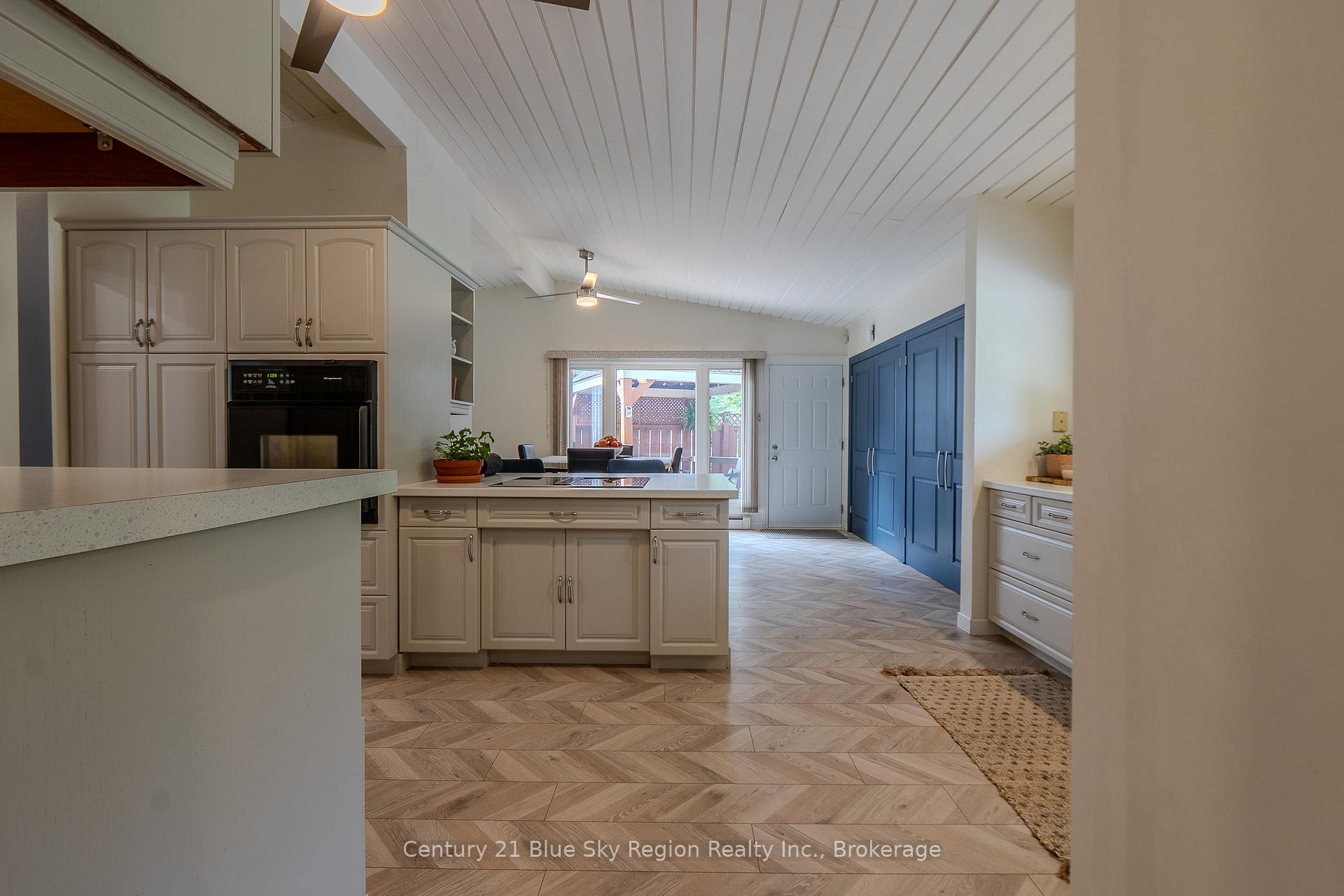 Photo 6 of 50 Campbell Avenue E, North Bay, Ferris — HOMEH