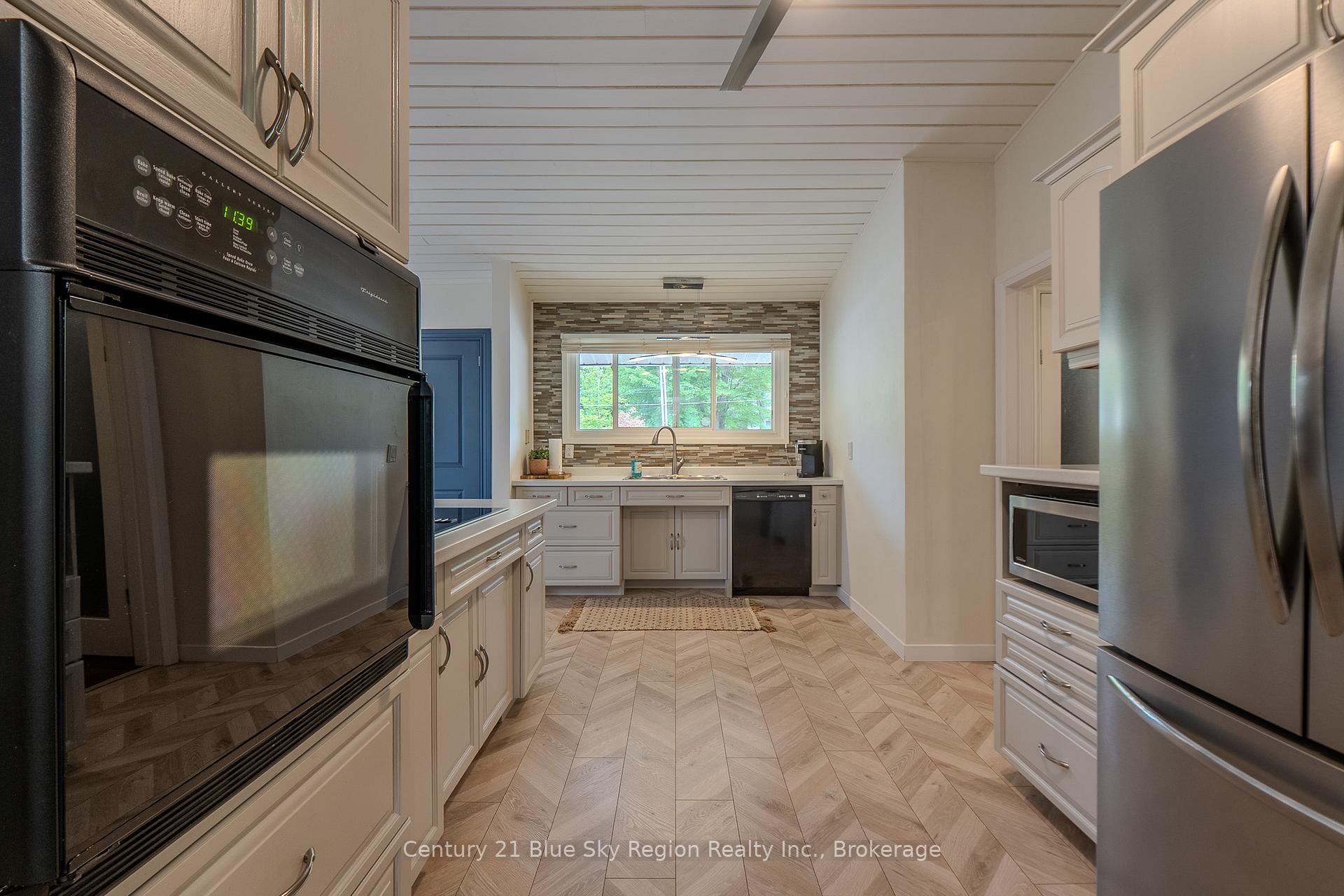 Photo 8 of 50 Campbell Avenue E, North Bay, Ferris — HOMEH