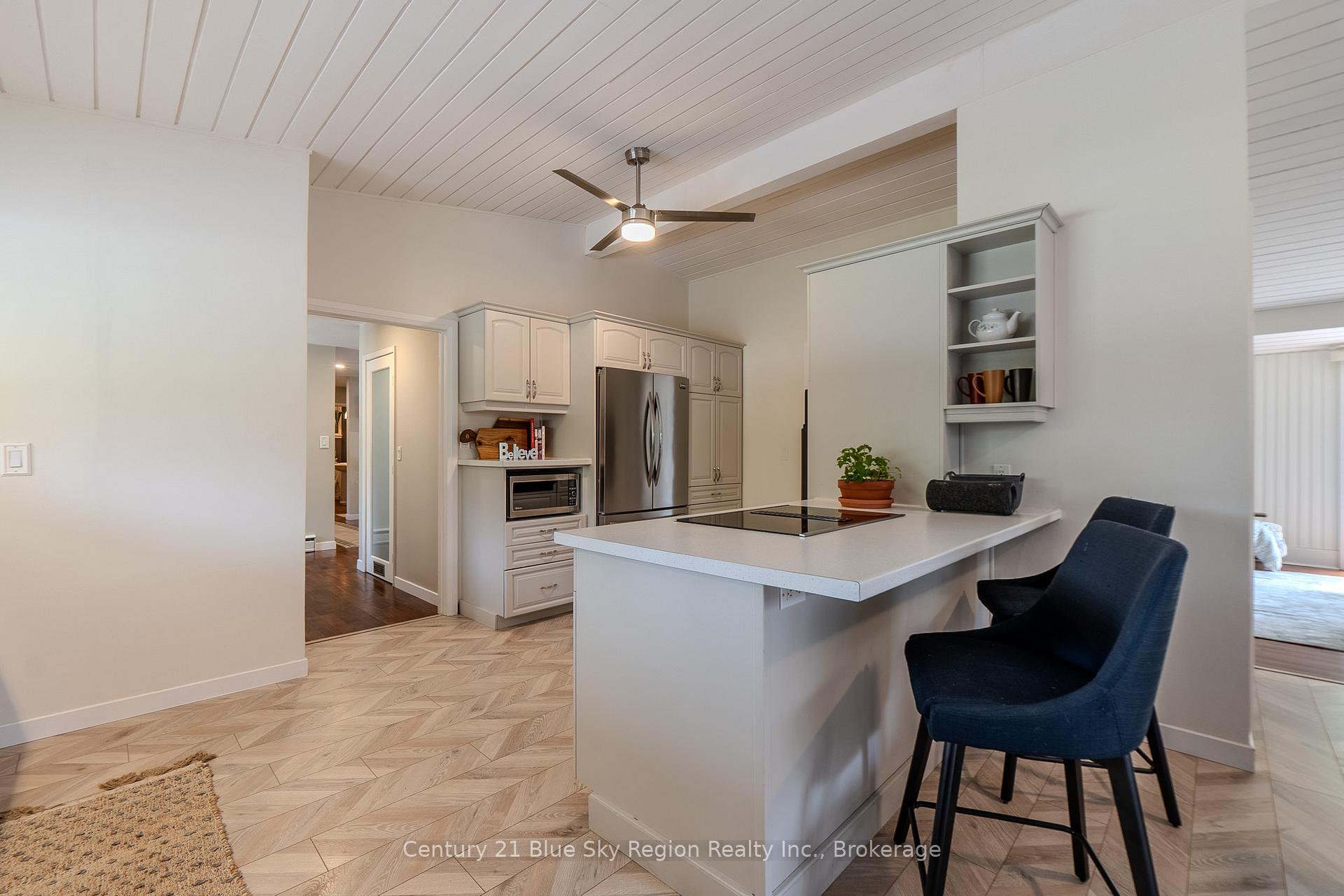 Photo 10 of 50 Campbell Avenue E, North Bay, Ferris — HOMEH