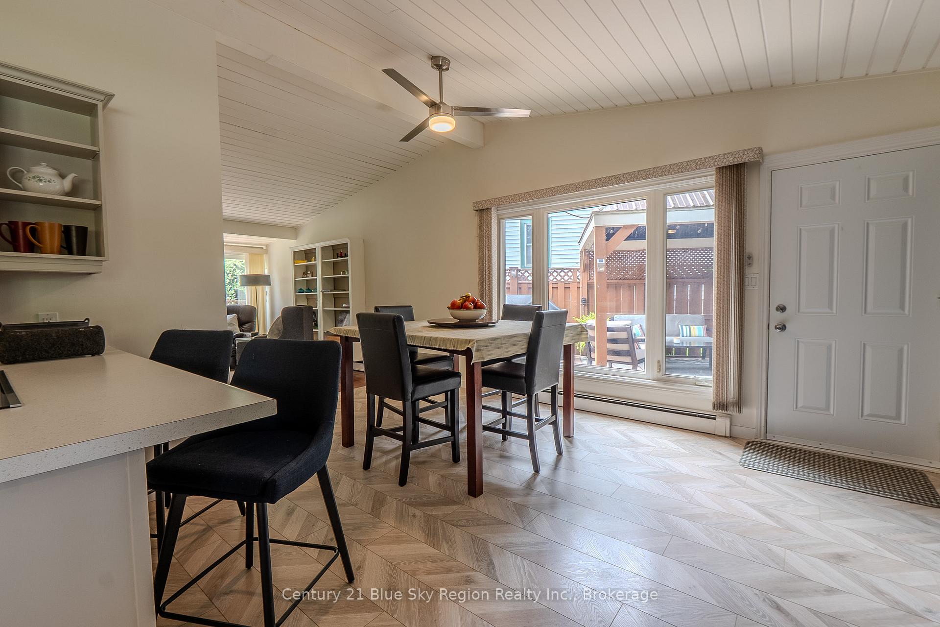Photo 43 of 50 Campbell Avenue E, North Bay, Ferris — HOMEH