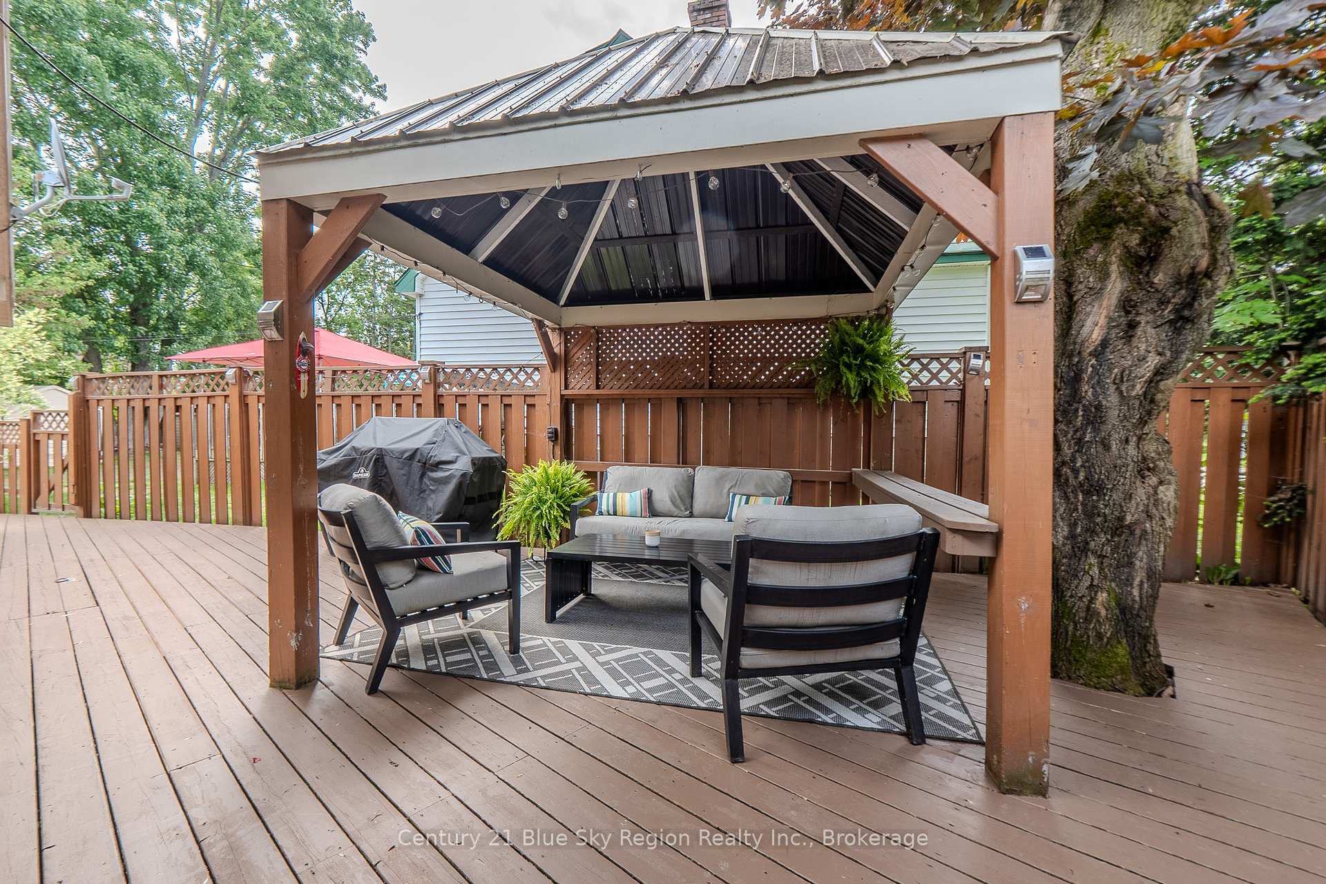 Photo 45 of 50 Campbell Avenue E, North Bay, Ferris — HOMEH