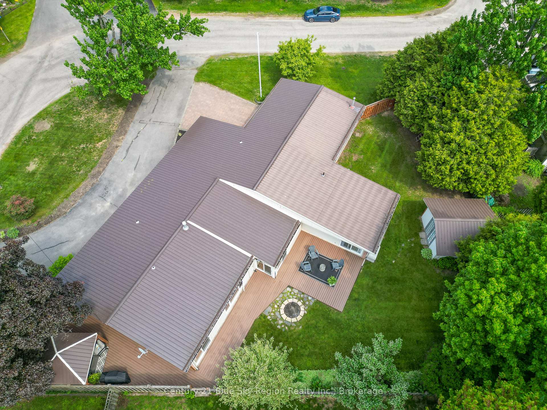 Photo 40 of 50 Campbell Avenue E, North Bay, Ferris — HOMEH