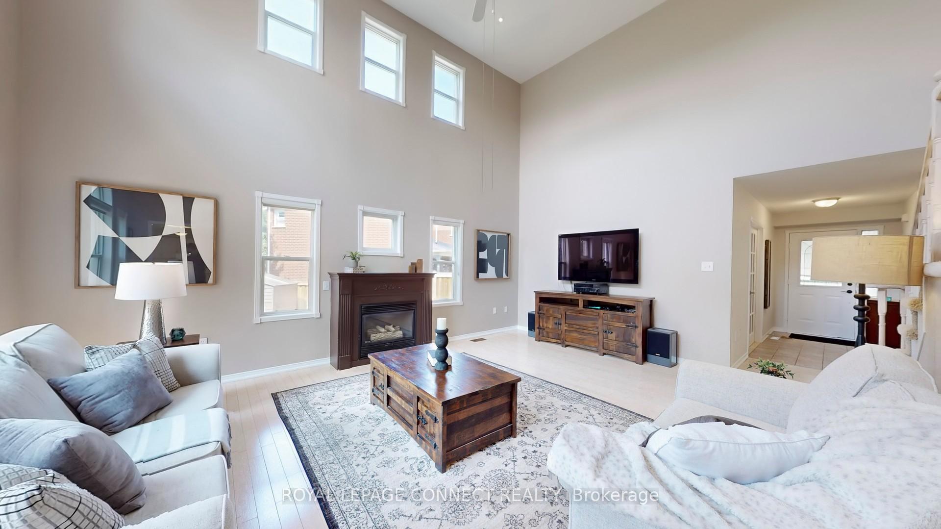 Photo 7 of 68 McBeth Place N, Whitby, Brooklin — HOMEH