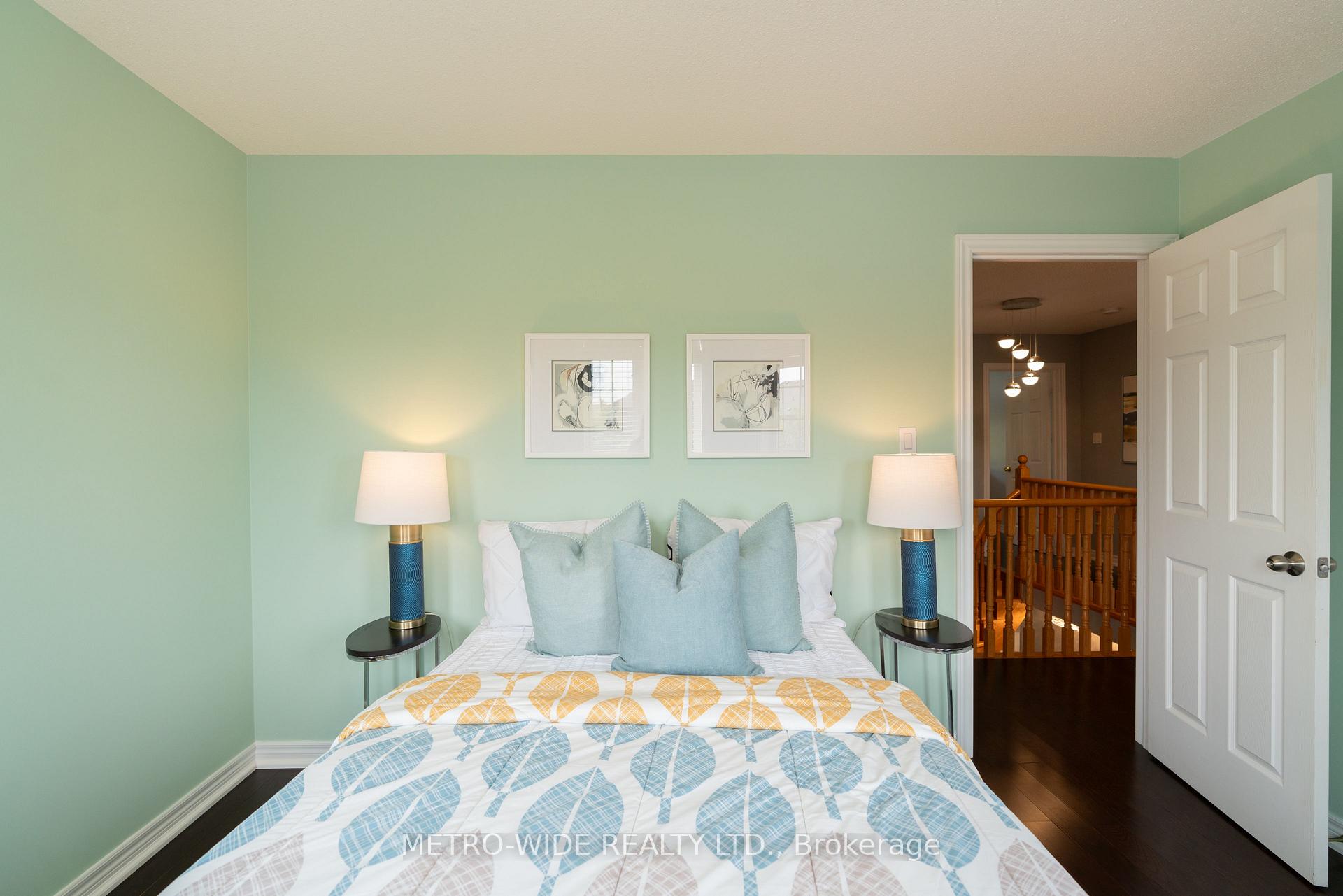 Photo 23 of 52 Hepburn Street, Markham, Milliken Mills East — HOMEH