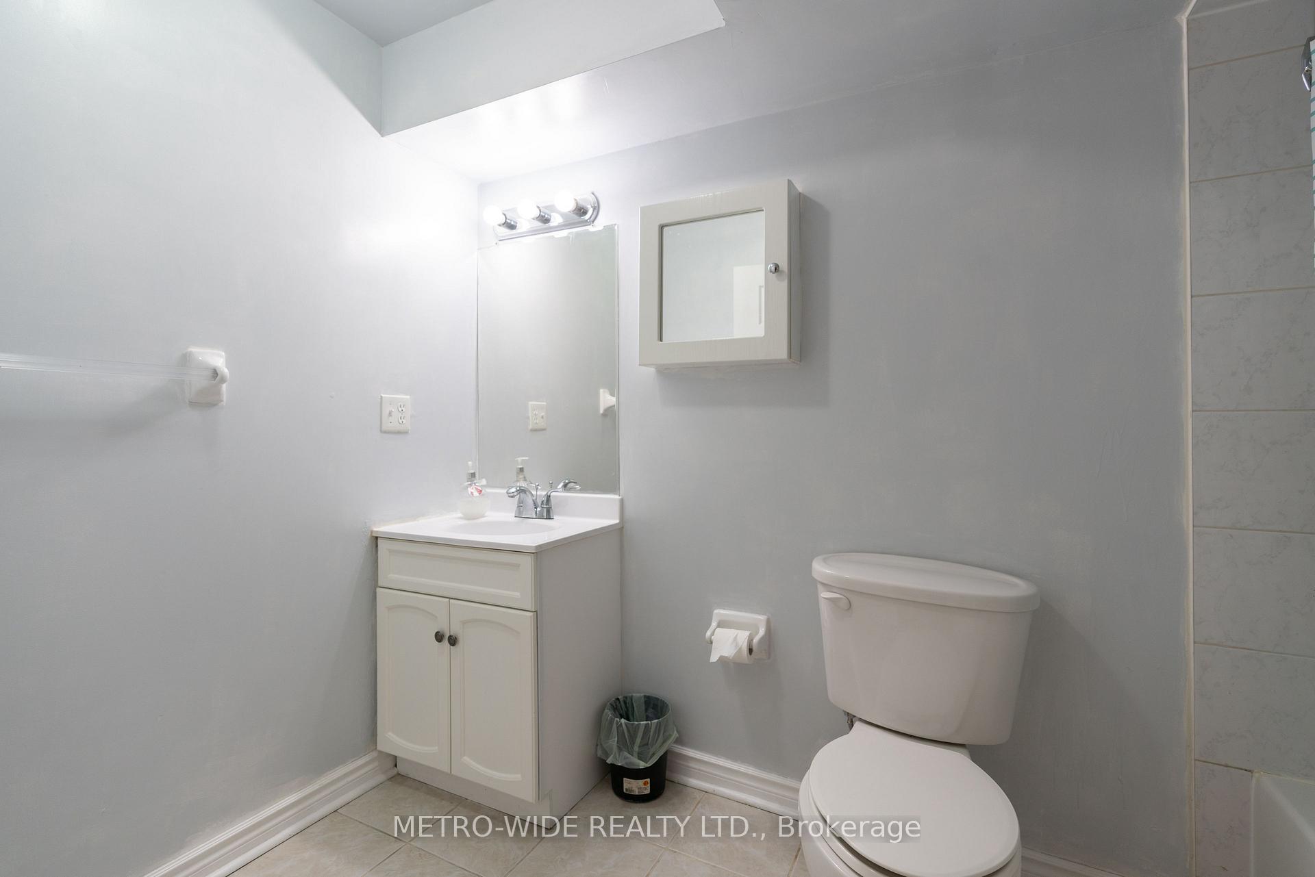 Photo 40 of 52 Hepburn Street, Markham, Milliken Mills East — HOMEH