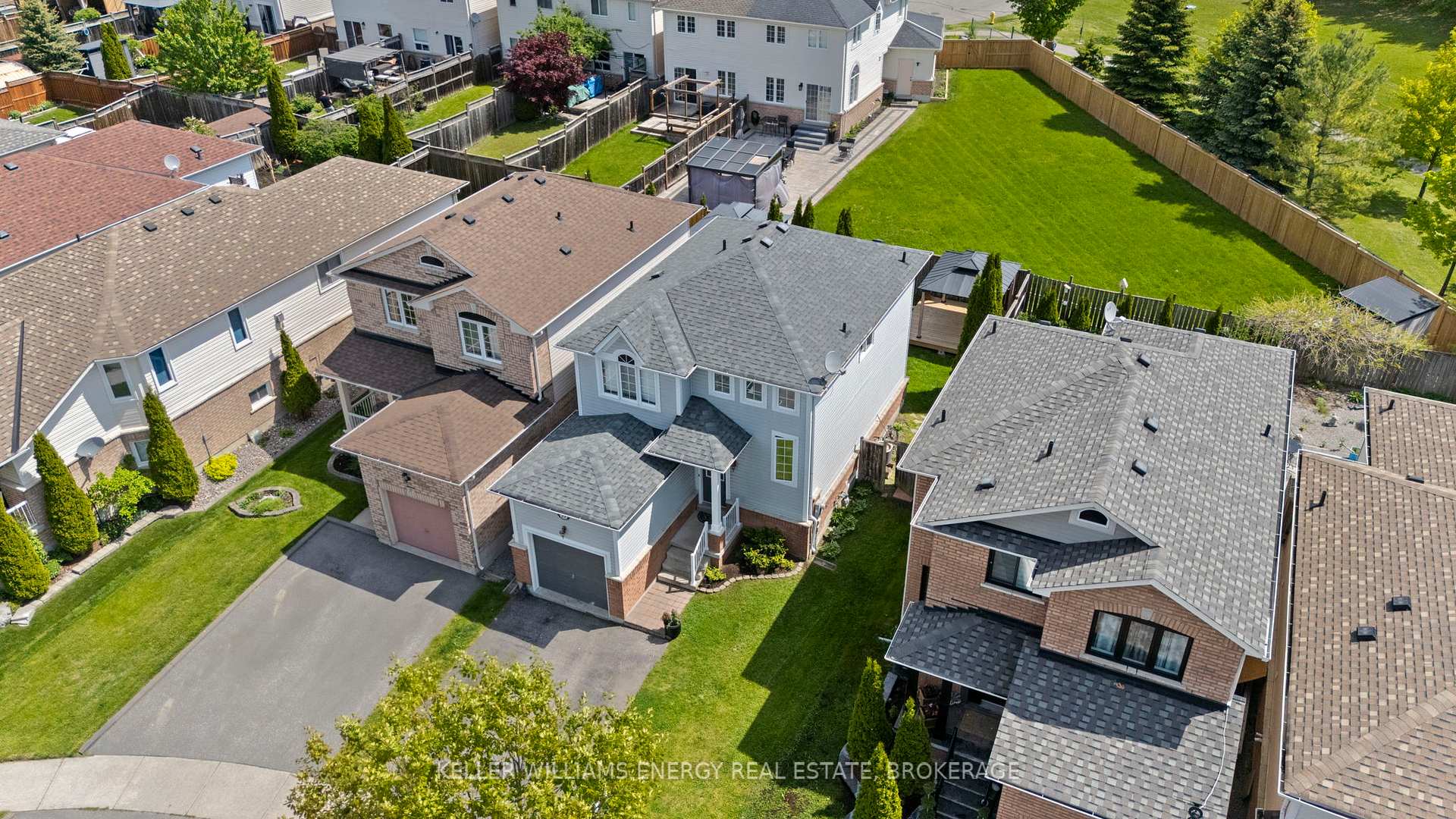 Photo 33 of 29 Barlow Court, Clarington, Bowmanville — HOMEH