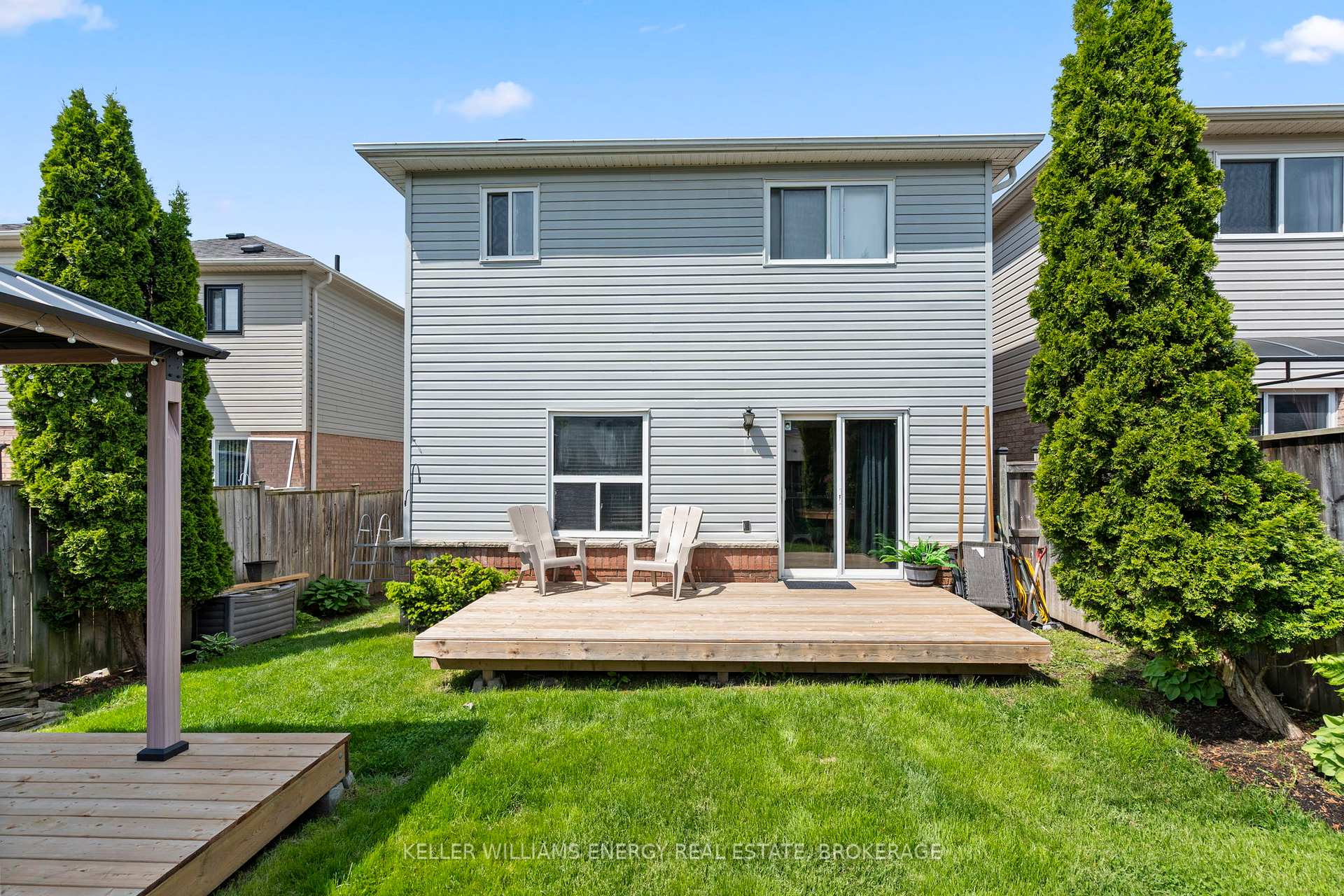 Photo 32 of 29 Barlow Court, Clarington, Bowmanville — HOMEH