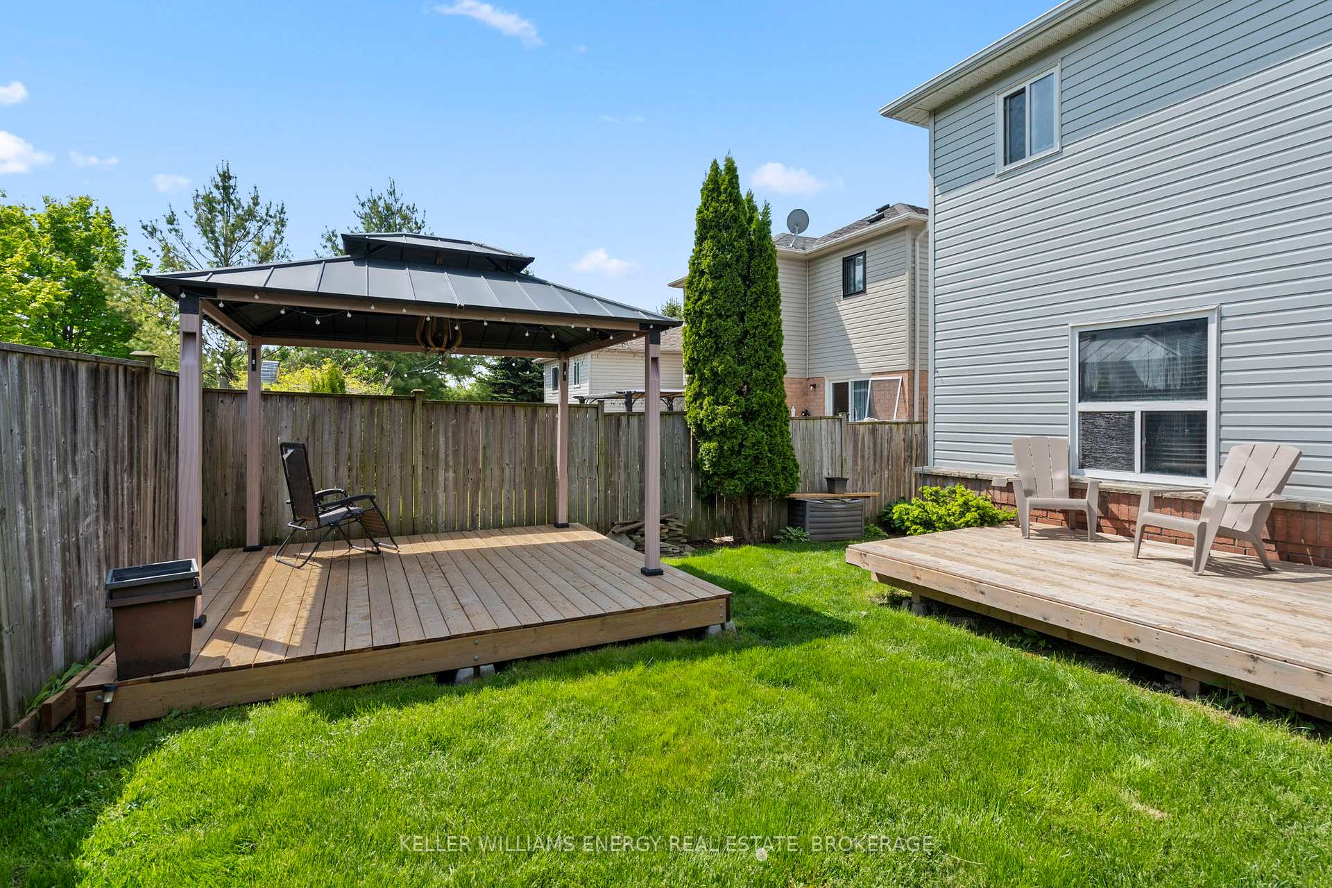 Photo 36 of 29 Barlow Court, Clarington, Bowmanville — HOMEH