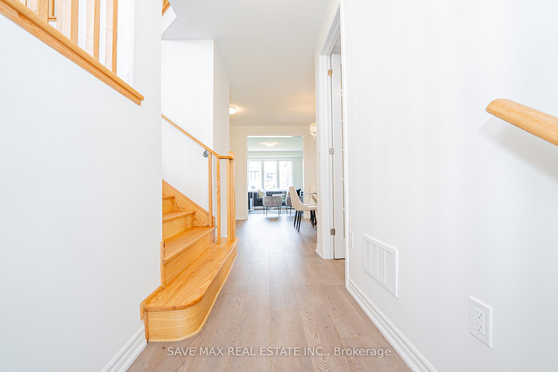 Photo 5 of 1077 Trailsview Avenue, Cobourg — HOMEH