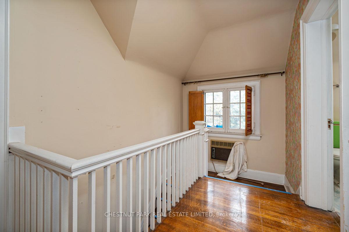 Photo 13 of 4 Elderwood Drive, Toronto, Forest Hill South — HOMEH