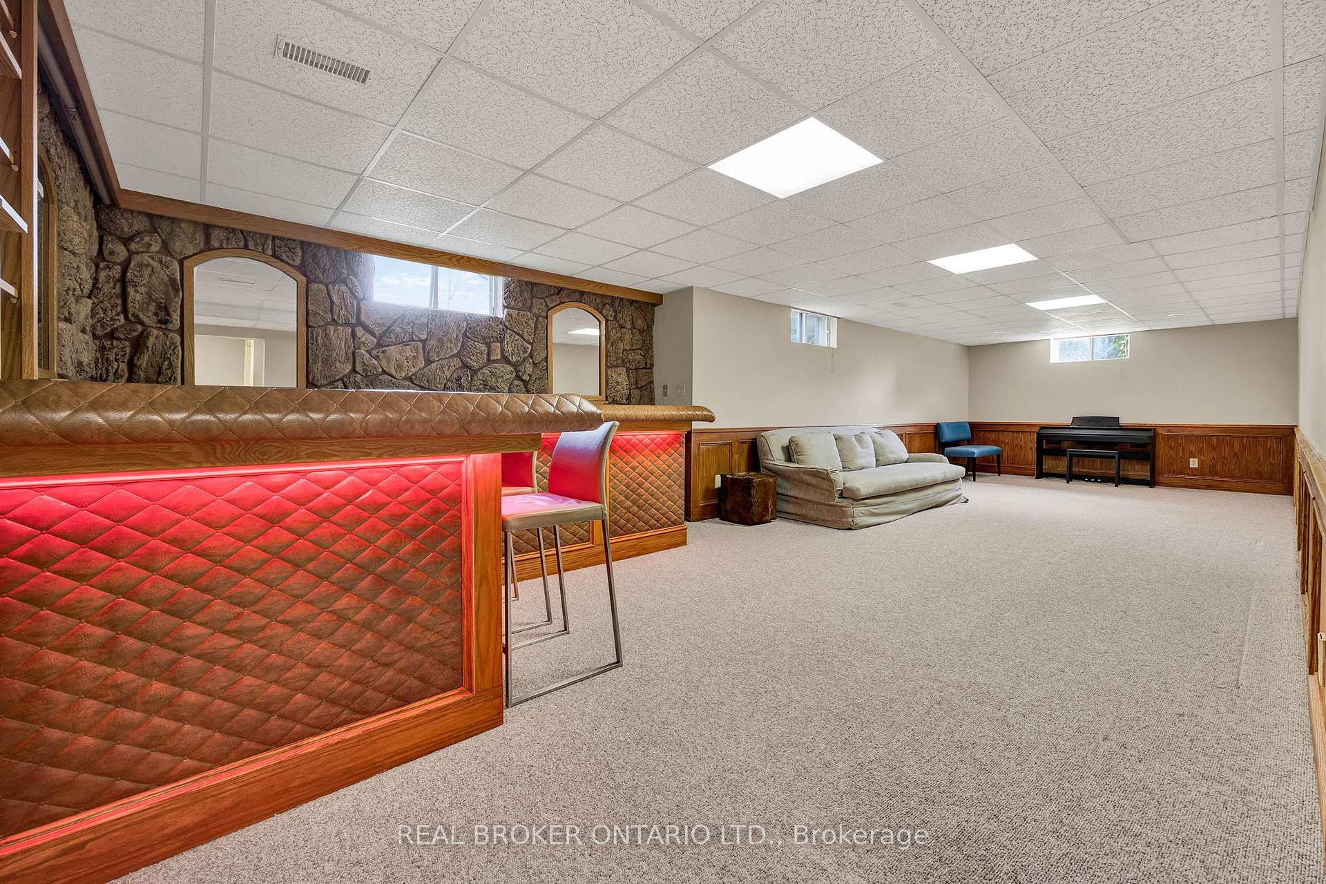 Photo 21 of 54 Burnt Ember Court, Kitchener — HOMEH