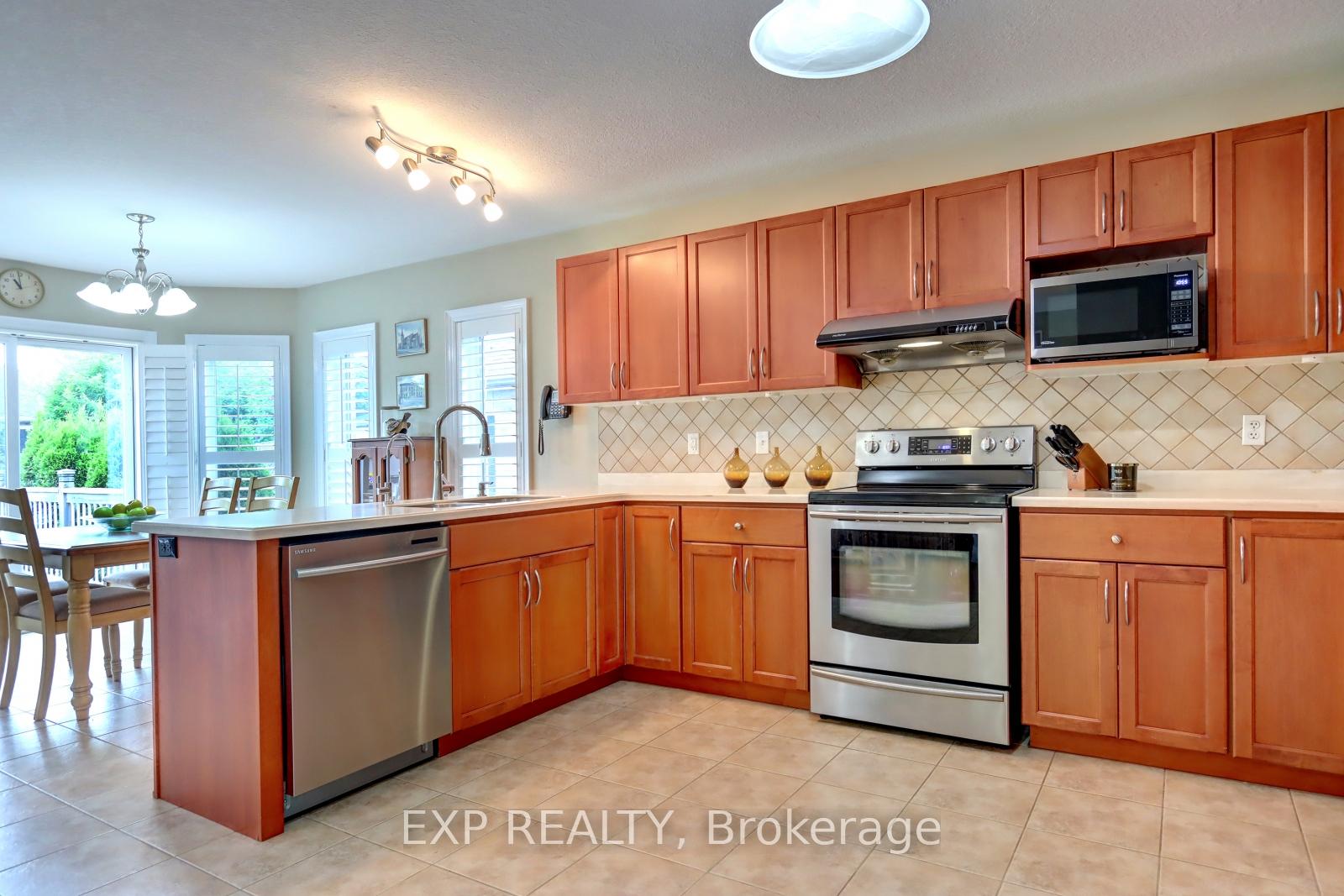Photo 11 of 383 Eastview Road, Guelph, Grange Road — HOMEH
