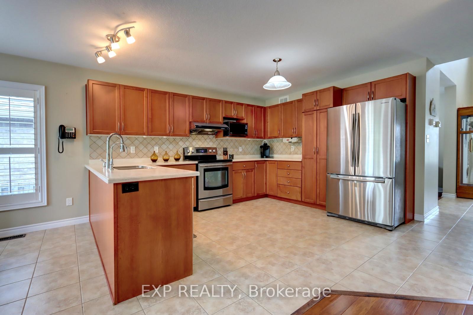 Photo 4 of 383 Eastview Road, Guelph, Grange Road — HOMEH