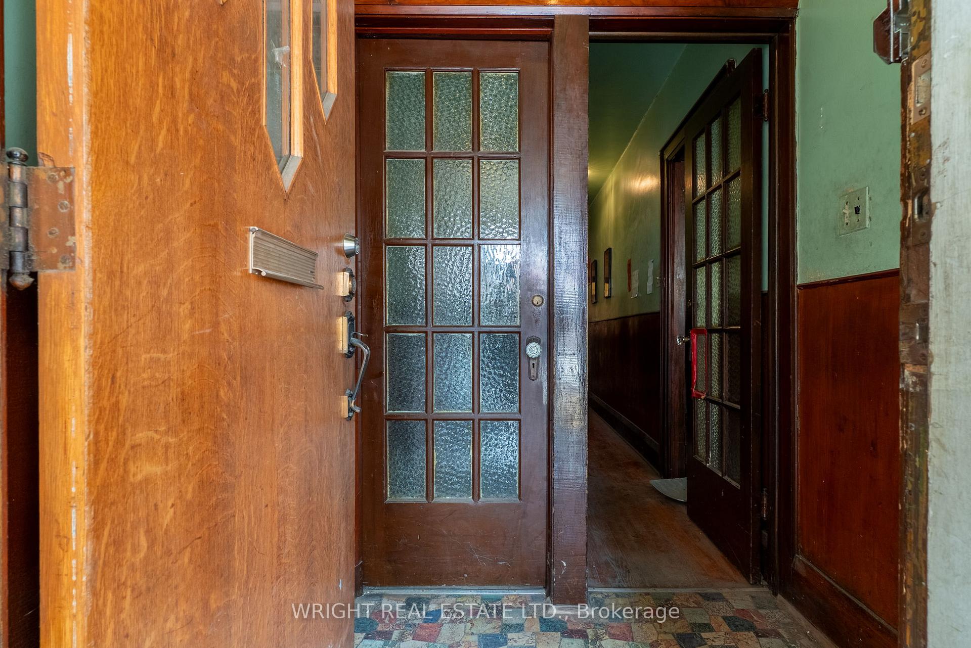 Photo 11 of 39 Nassau Street, Toronto, Kensington-Chinatown — HOMEH