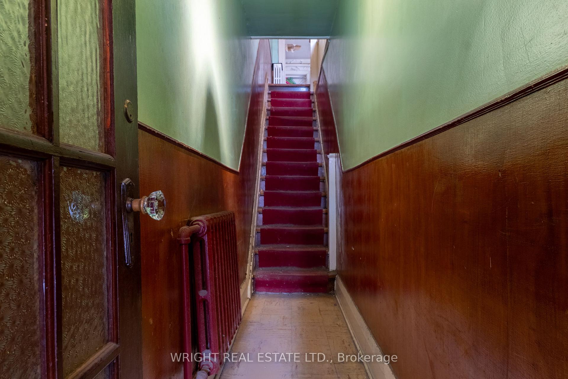 Photo 9 of 39 Nassau Street, Toronto, Kensington-Chinatown — HOMEH